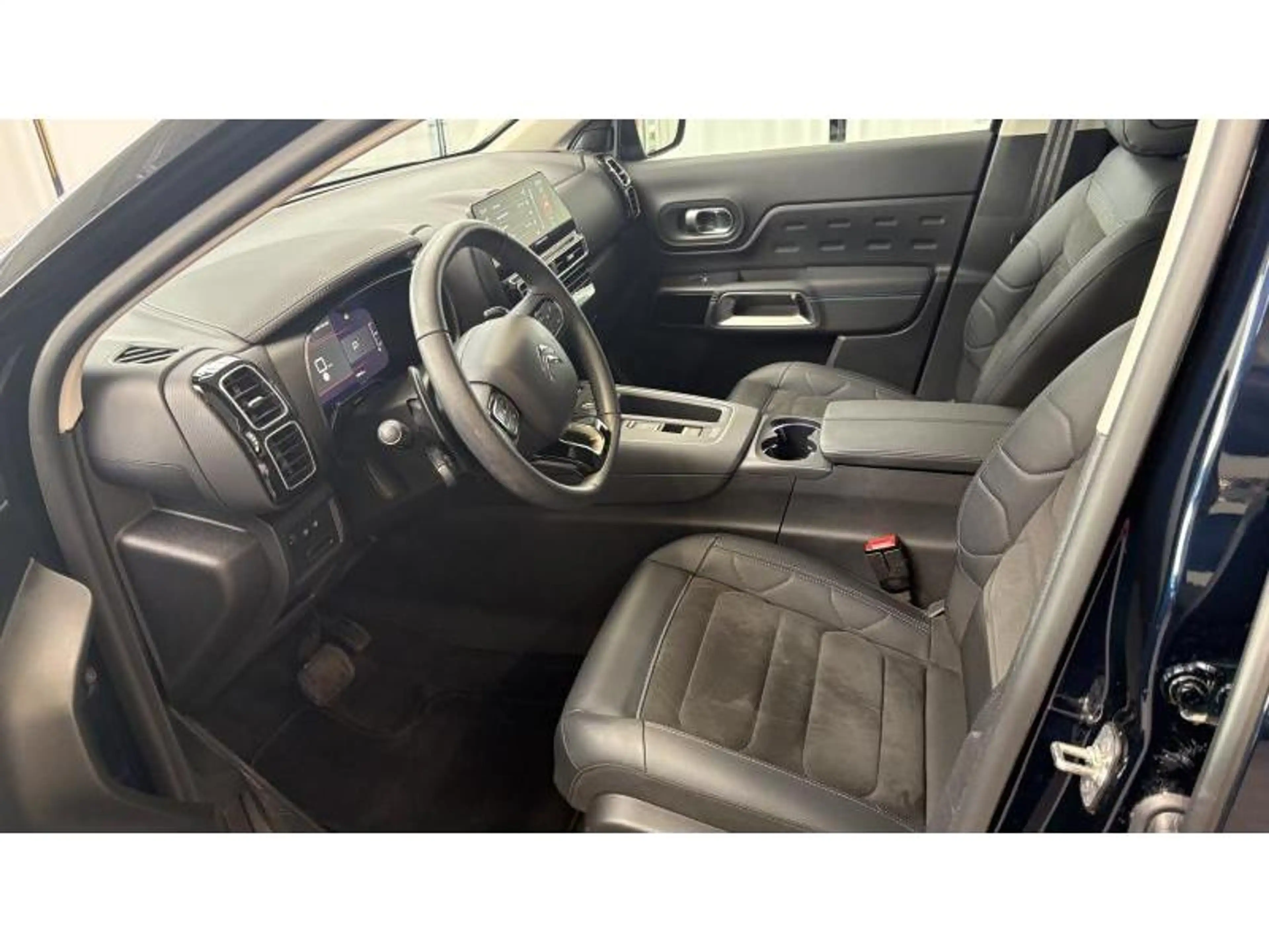 Citroen C5 Aircross 1.5 BlueHDi 130 S&S EAT8 MAX Citroën – 1.5 Blue — photo 13