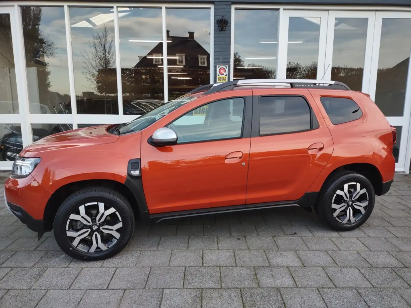 Dacia Duster PRESTIGE 1.3 TCE 150pk AUTOMAAT Oranje - 2