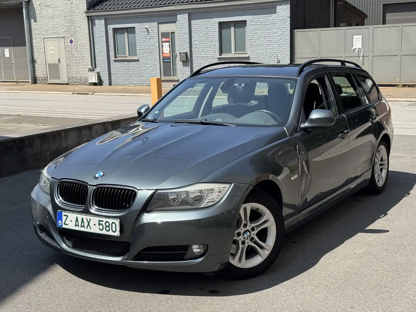 BMW 318 Touring d 2009// 154.000km// Gps// Euro5// - 1