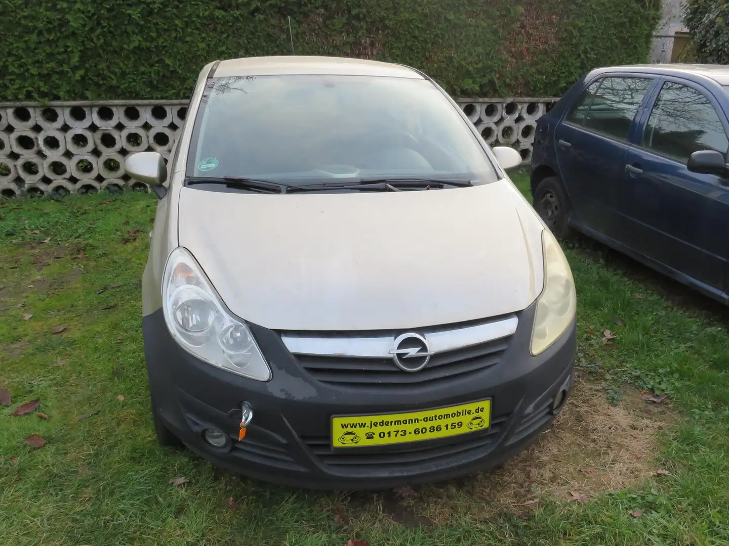 Opel Corsa Edition Beige - 2
