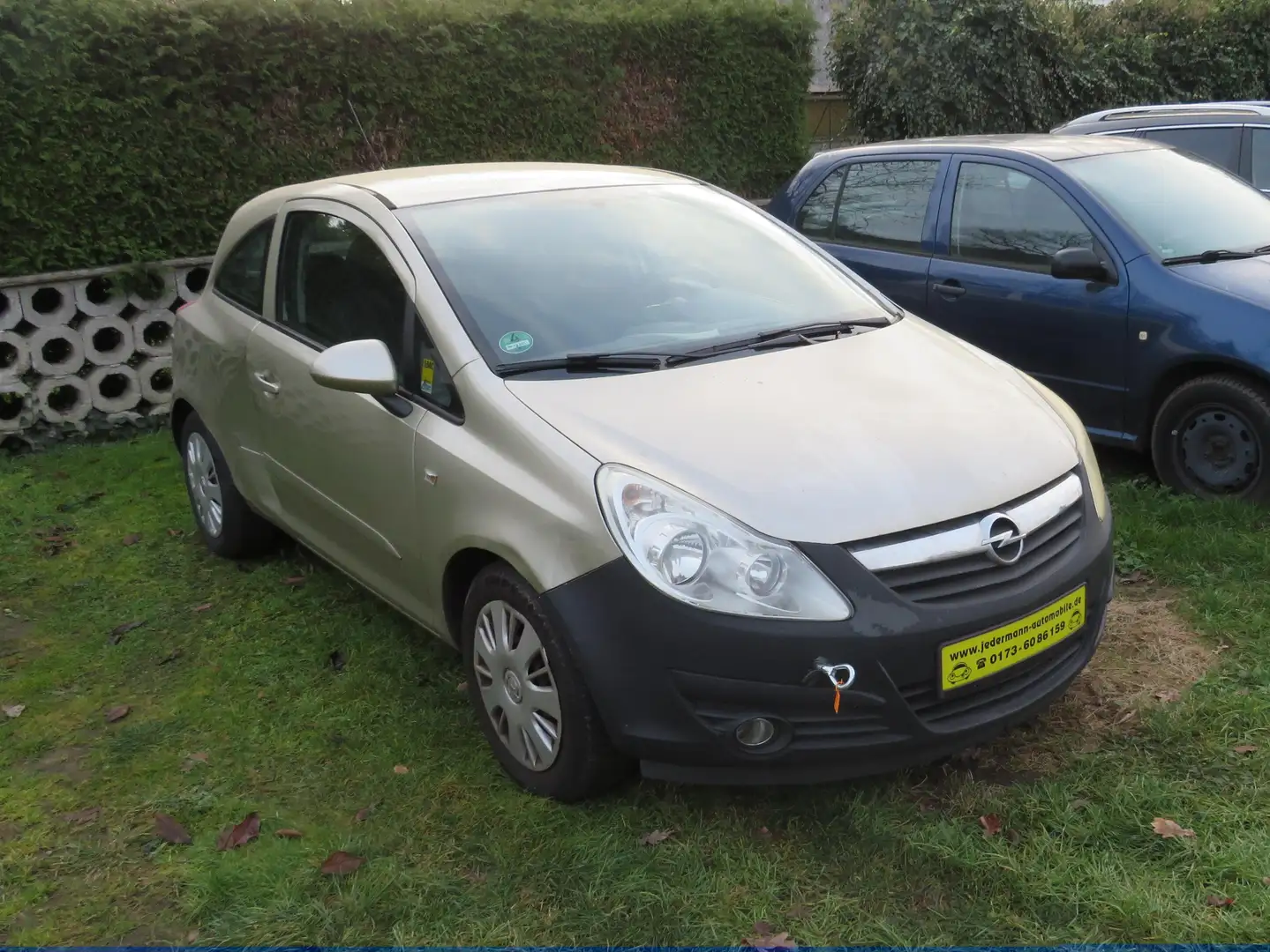 Opel Corsa Edition Beige - 1