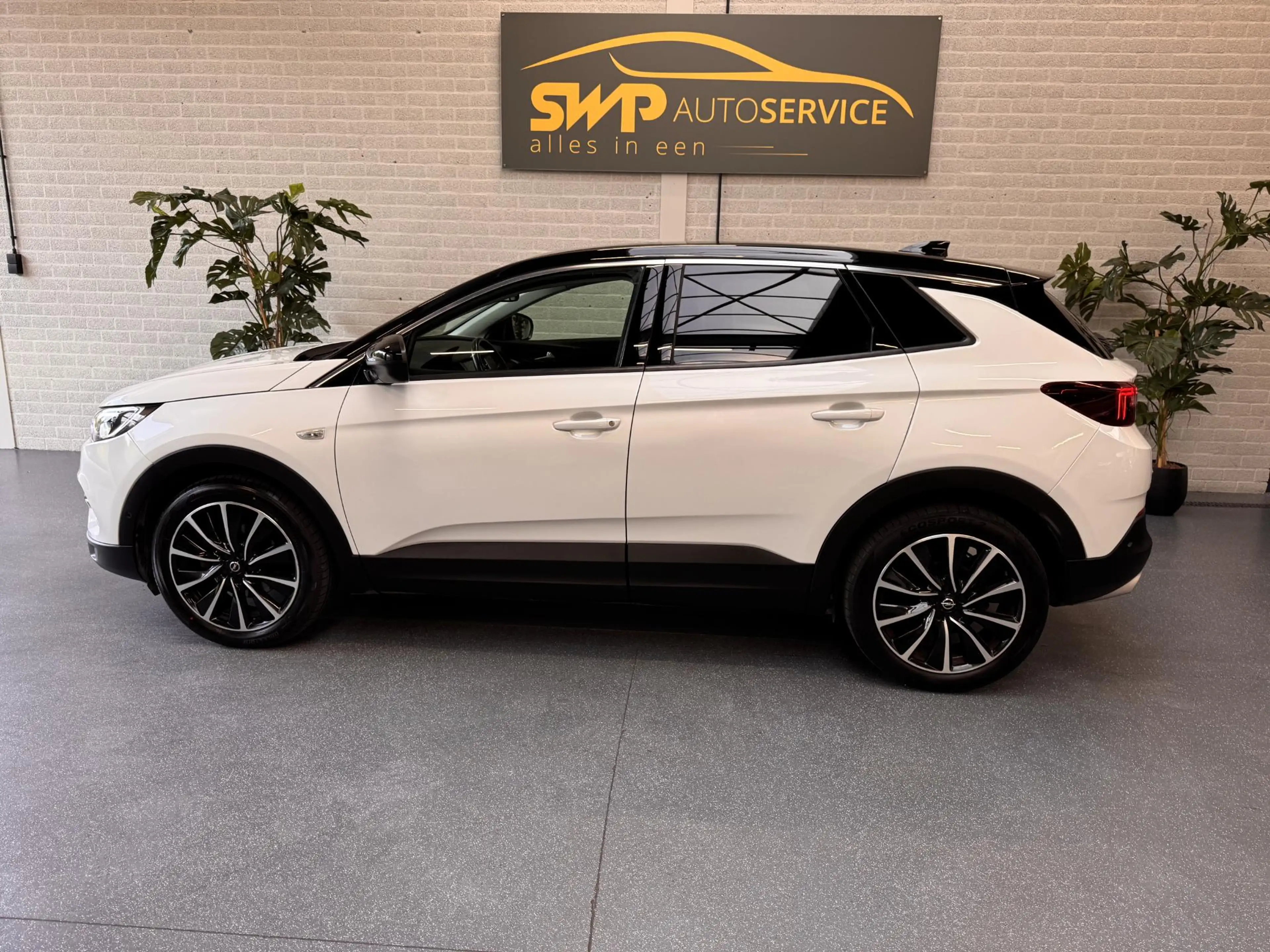 Opel Grandland X 1.2 Turbo Innovation | Pano | Navi | Camera | Trek — photo 31