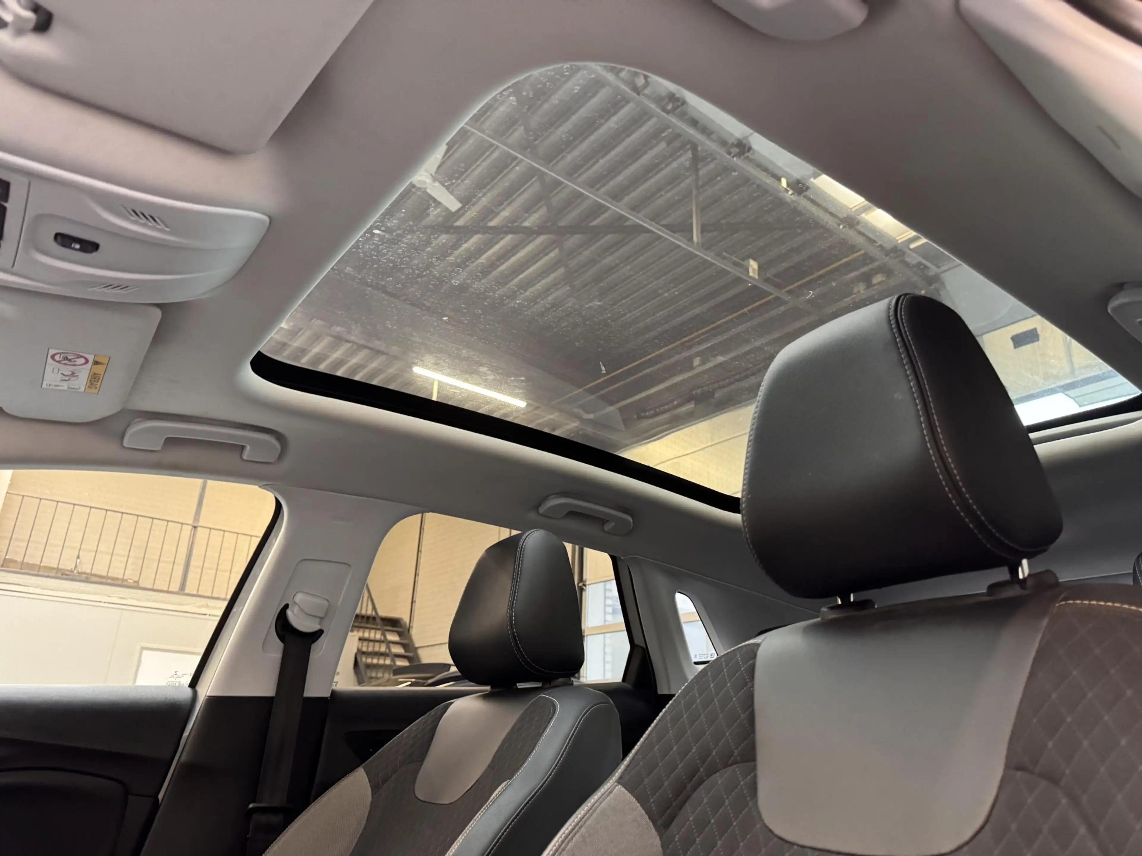 Opel Grandland X 1.2 Turbo Innovation | Pano | Navi | Camera | Trek — photo 24
