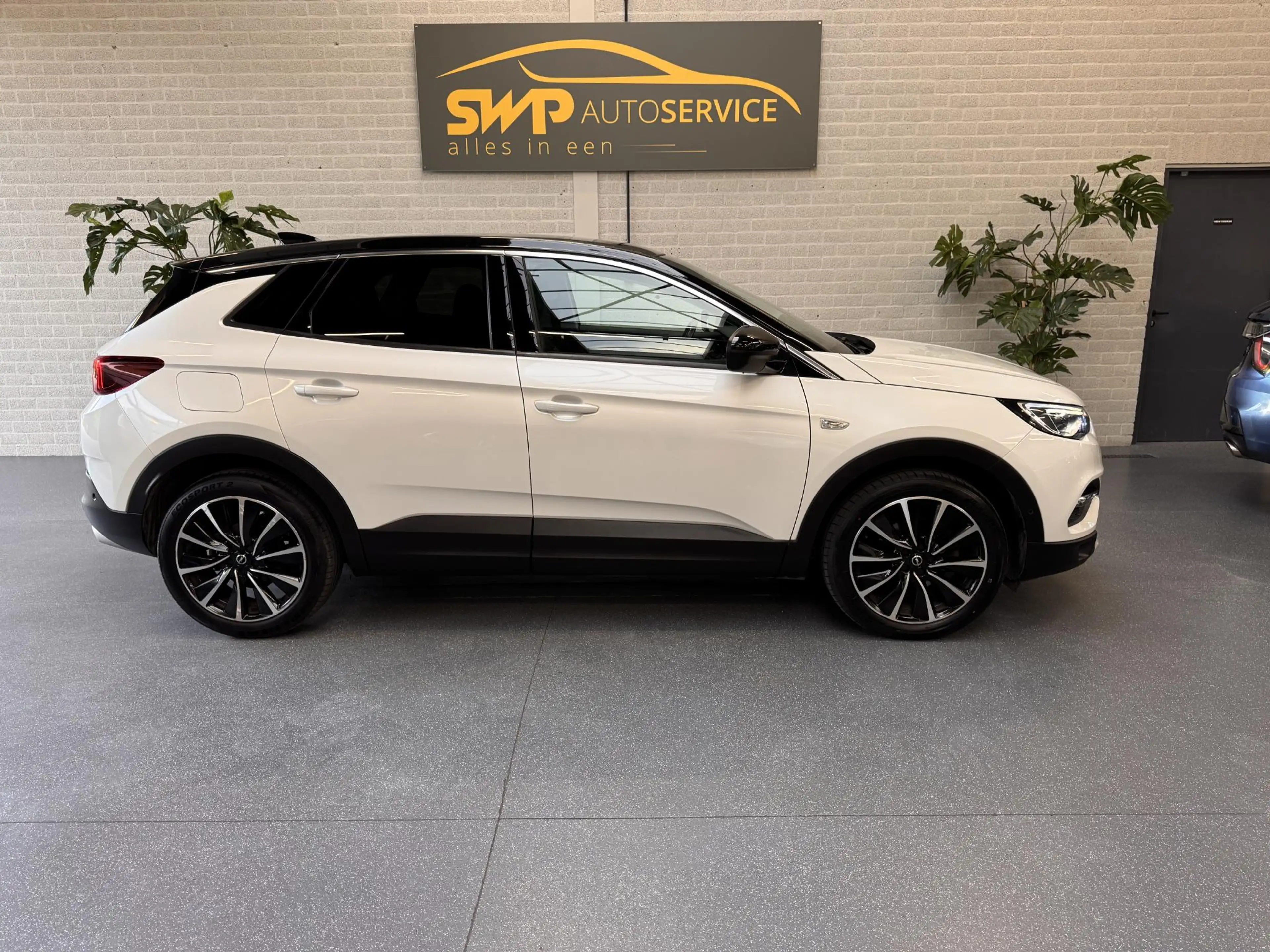 Opel Grandland X 1.2 Turbo Innovation | Pano | Navi | Camera | Trek — photo 32