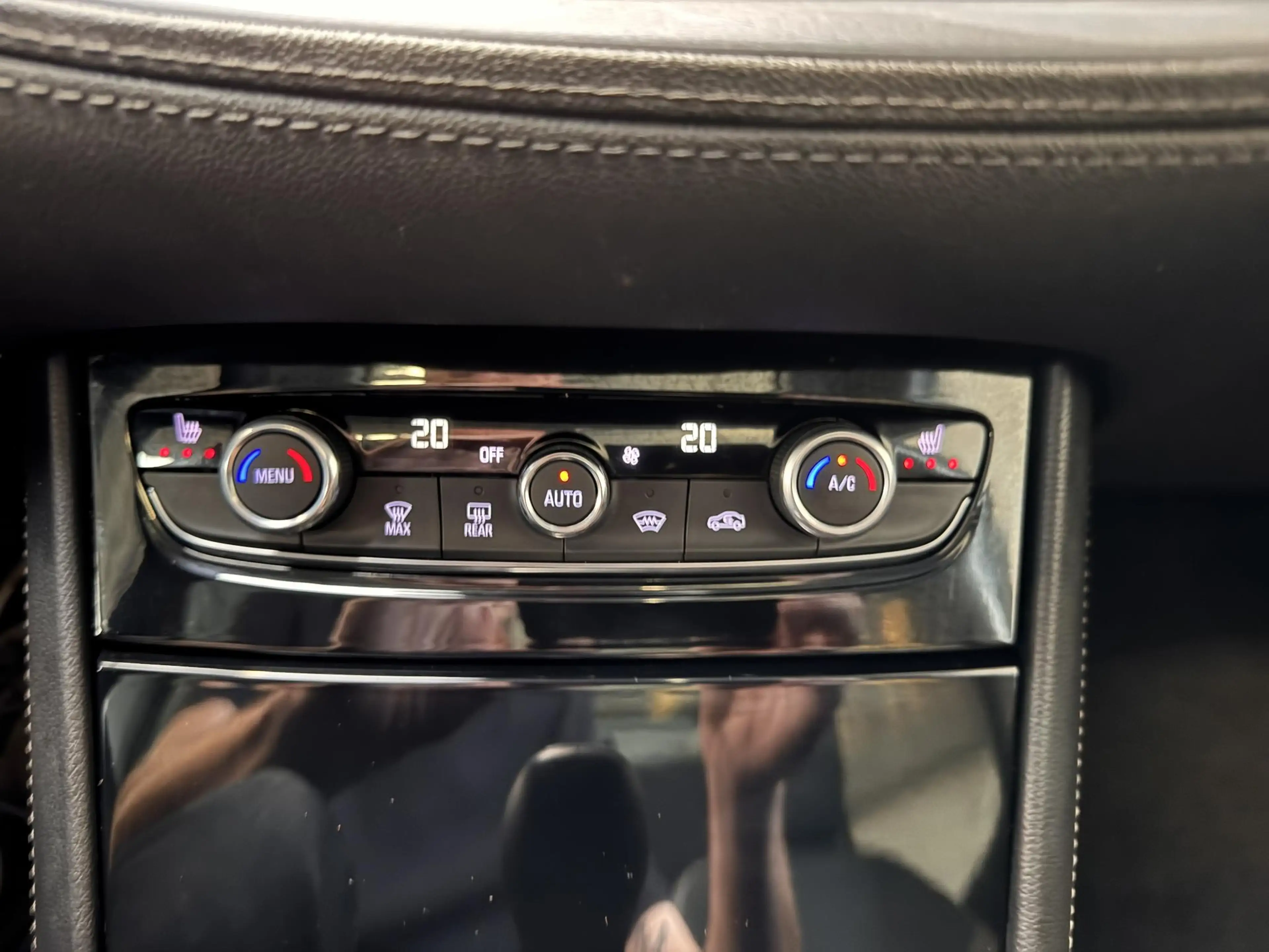 Opel Grandland X 1.2 Turbo Innovation | Pano | Navi | Camera | Trek — photo 15