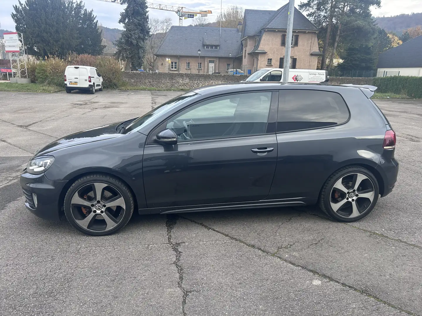 Volkswagen Golf GTD - 2