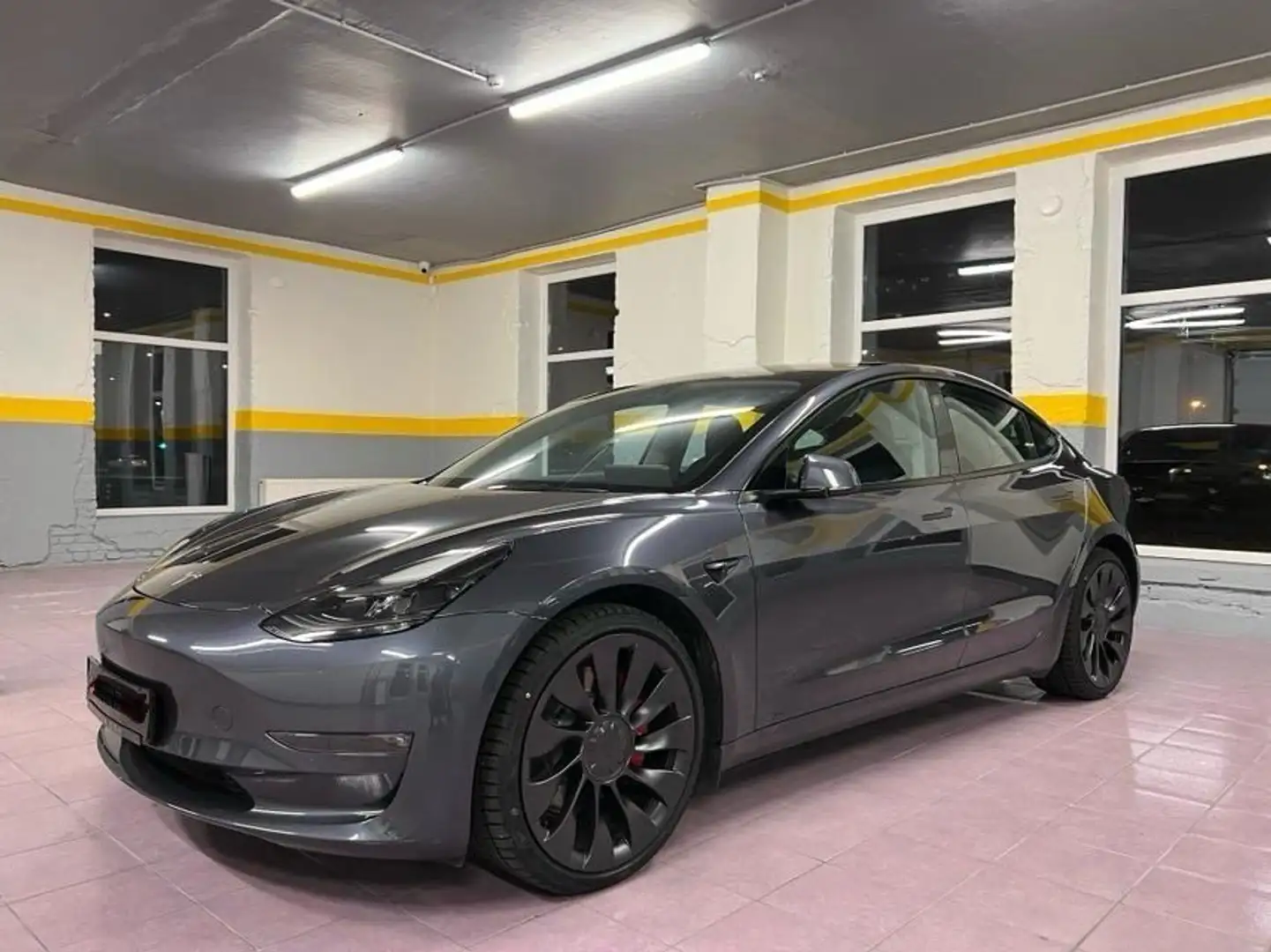 Tesla Model 3 Performance Dual AWD ACC Pano R20 Grijs - 1