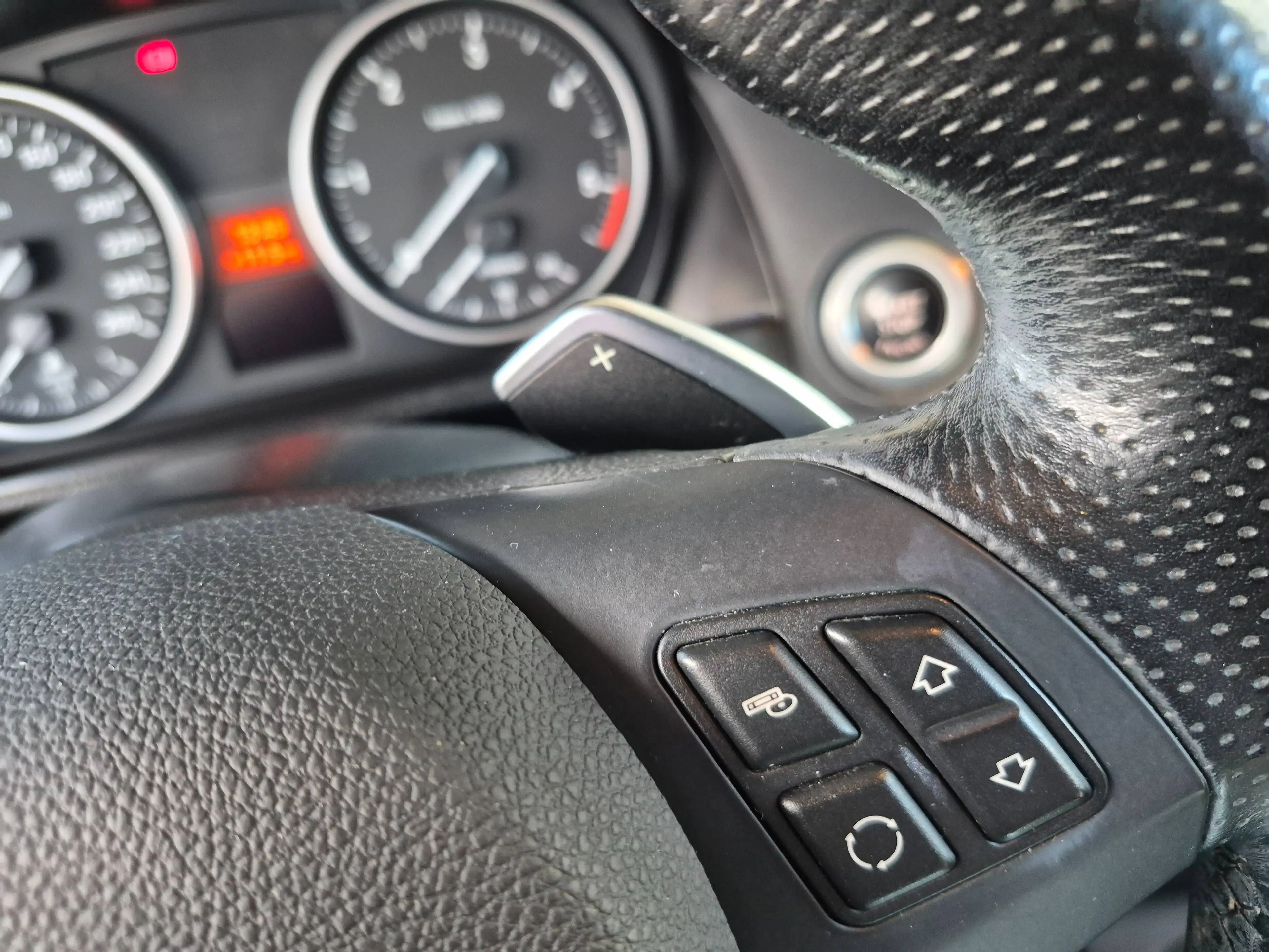 BMW X1 sDrive 20 d M Packet Automatik — photo 12