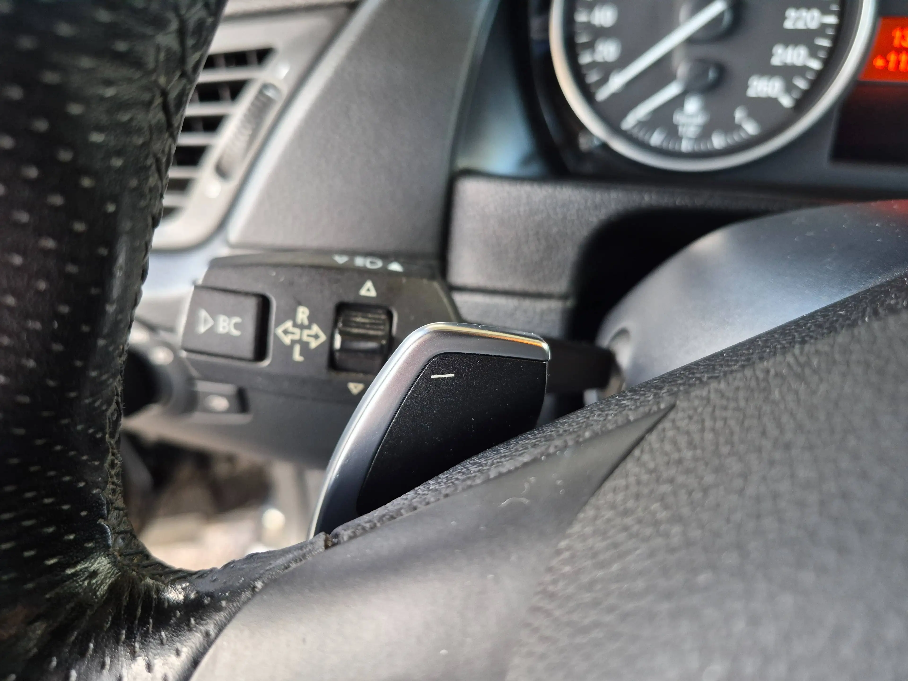 BMW X1 sDrive 20 d M Packet Automatik — photo 11