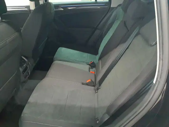 Volkswagen Tiguan view 13
