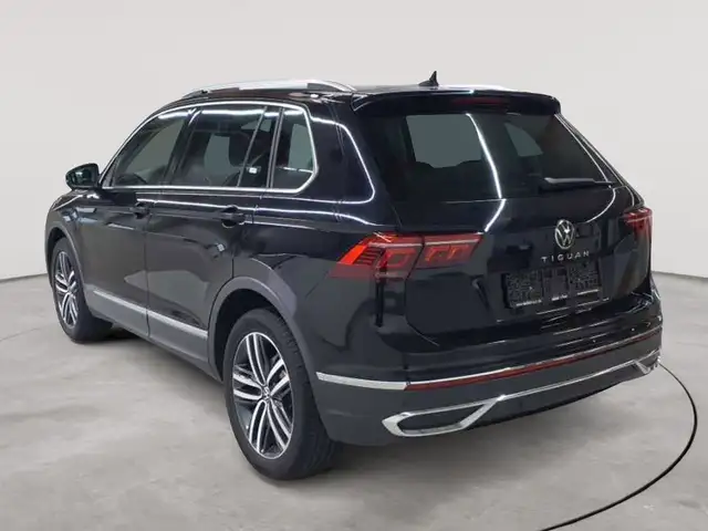 Volkswagen Tiguan view 5