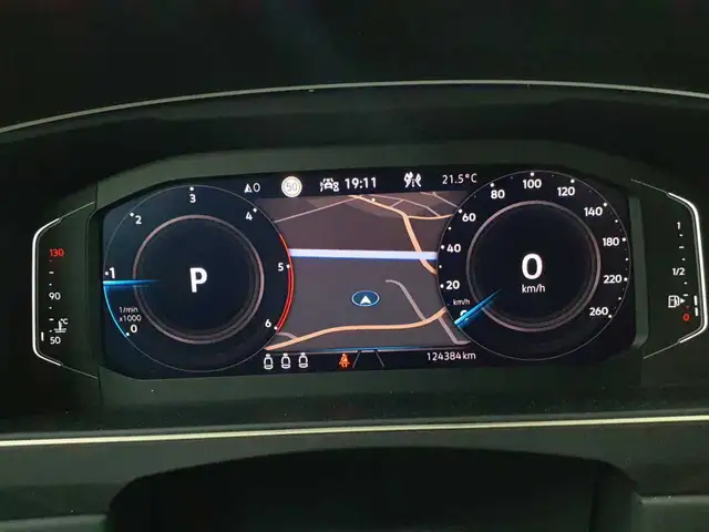 Volkswagen Tiguan view 11