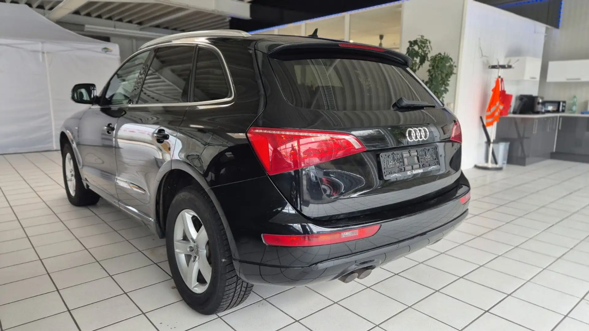 Audi Q5 2.0 TDI*QUATTRO*S-LINE*PANO*SHZ*BI-XEN* Czarny - 2