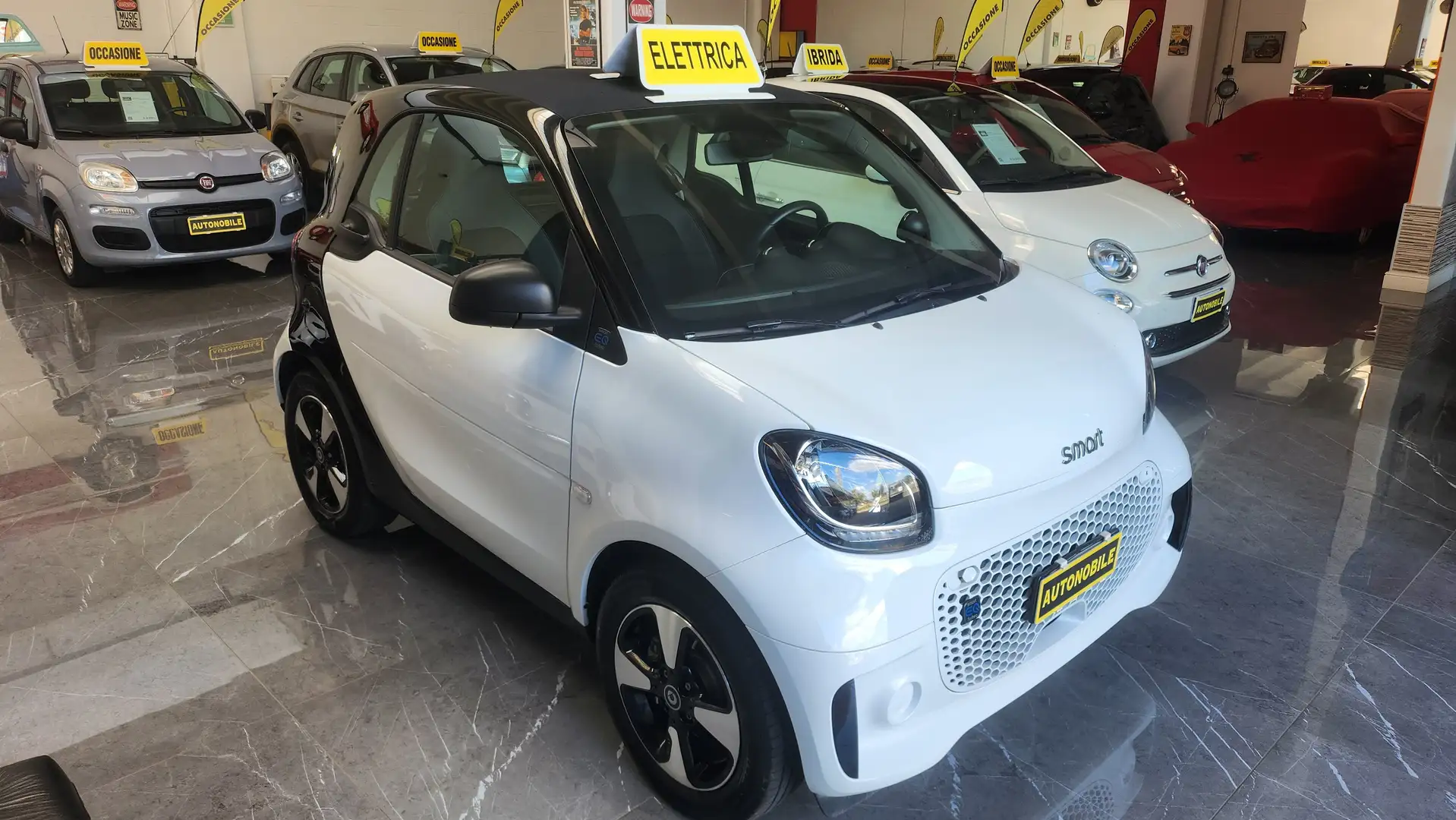 smart forTwo Fortwo III  eq Passion 4,6kW Targa GJ409YR Bianco - 2