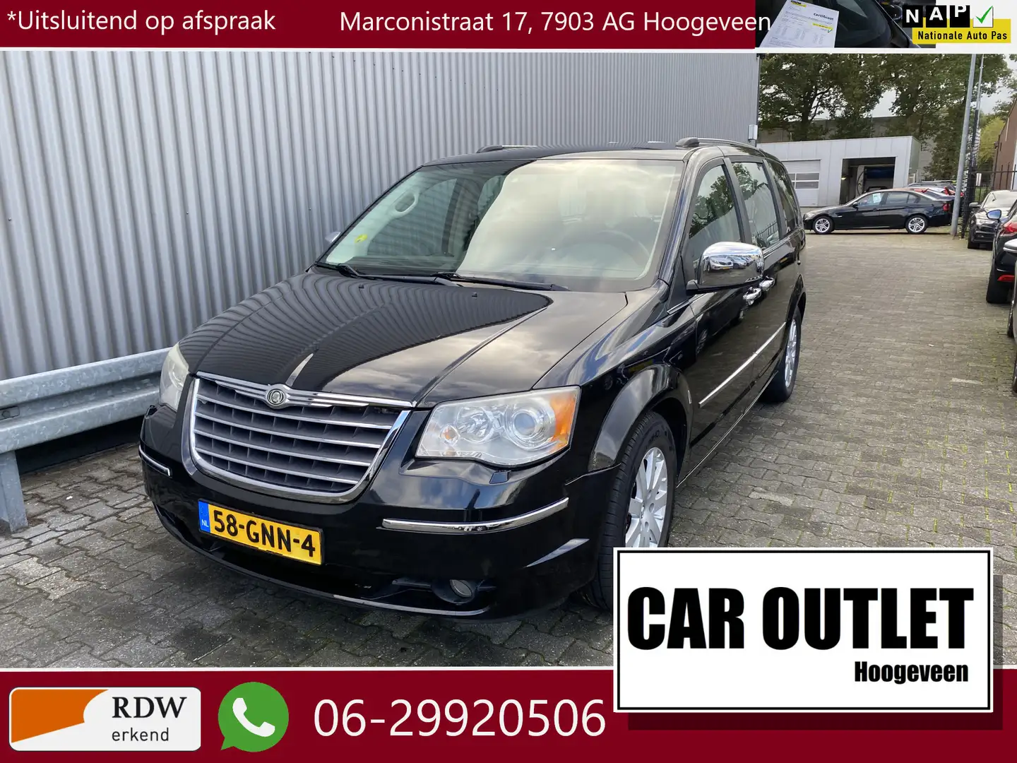 Chrysler Grand Voyager 3.8 V6 Limited AUTOMAAT, Leer, Clima, Navi, CC, PD Czarny - 1