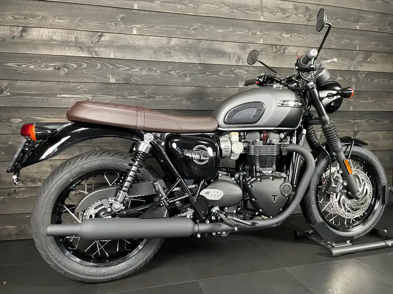 Triumph Bonneville T120 - foto 2