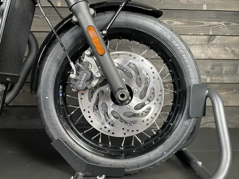 Triumph Bonneville T120 - foto 6