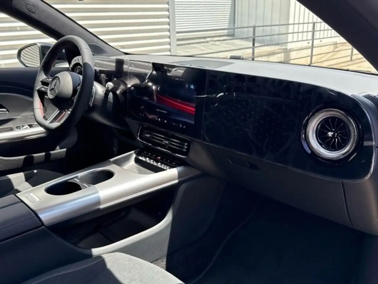 Mercedes-Benz CLA 2026 — фото 10