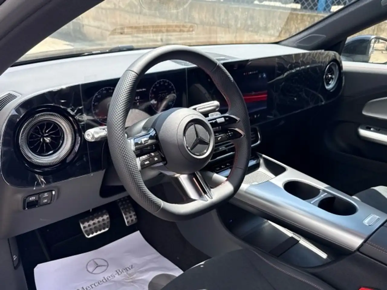 Mercedes-Benz CLA 2026 — фото 6
