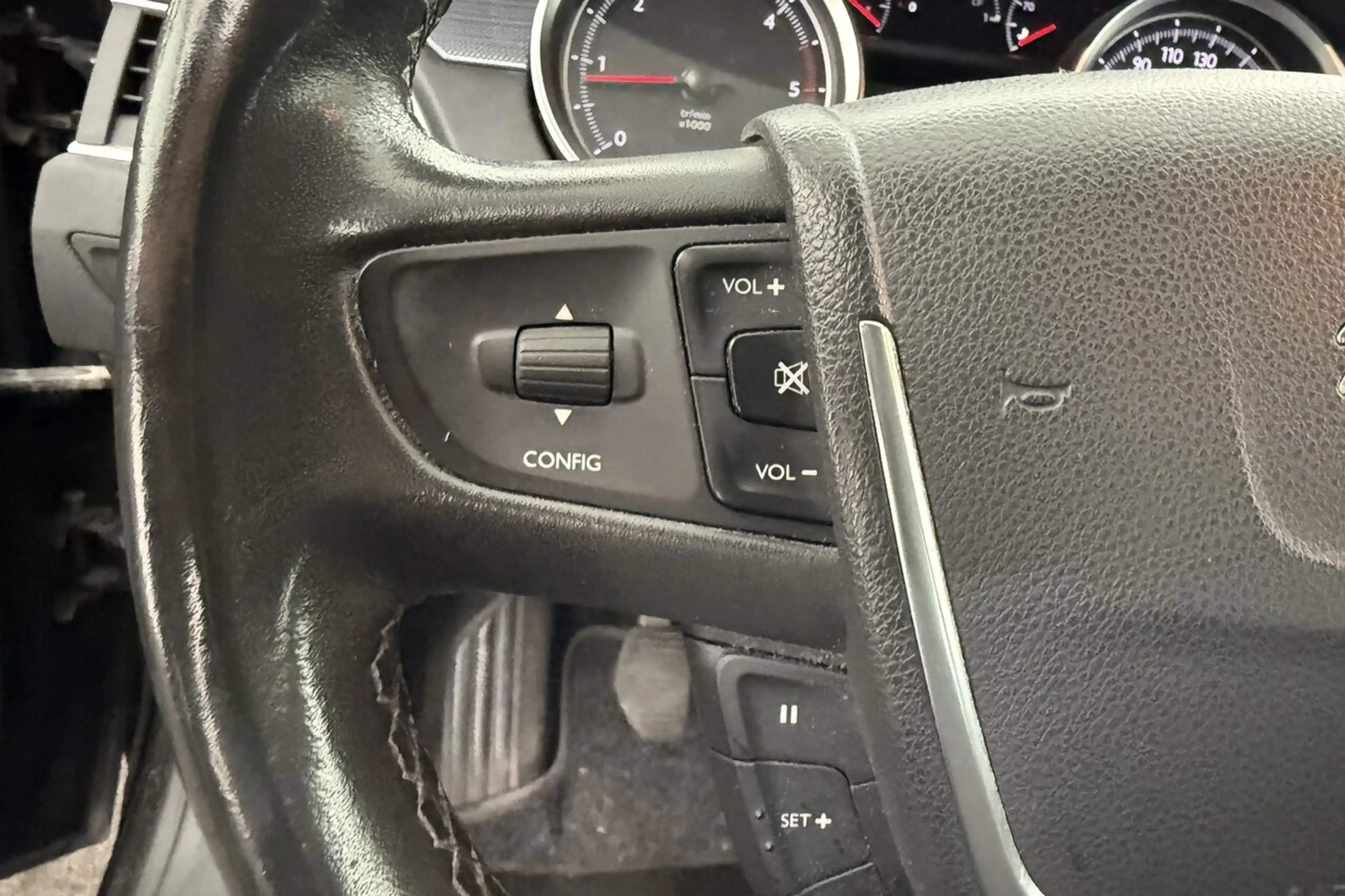 Peugeot 508 SW - TOPSTAAT - GPS - BLEUTOOTH - PDC - ALU — photo 27