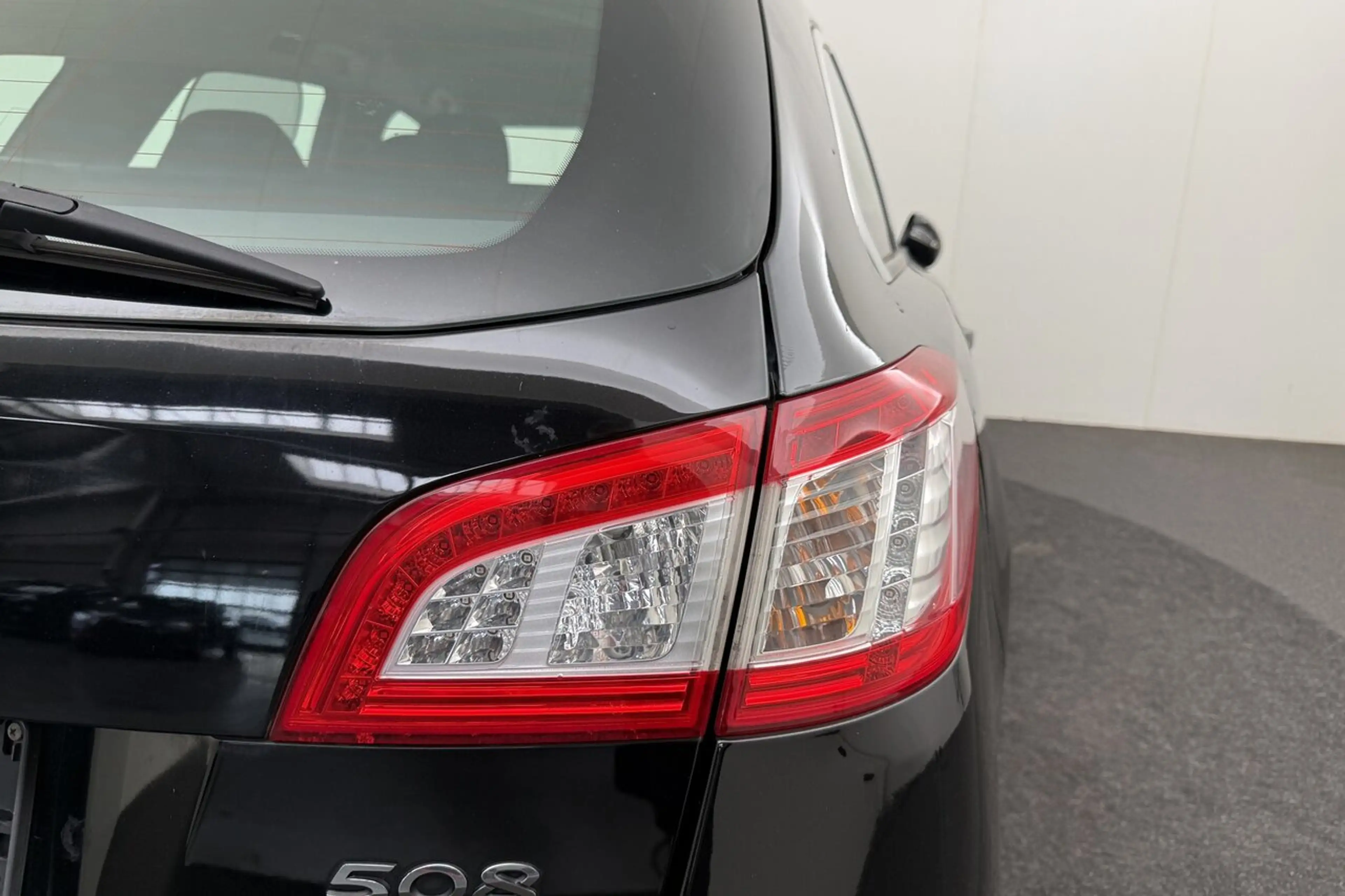 Peugeot 508 SW - TOPSTAAT - GPS - BLEUTOOTH - PDC - ALU — photo 29
