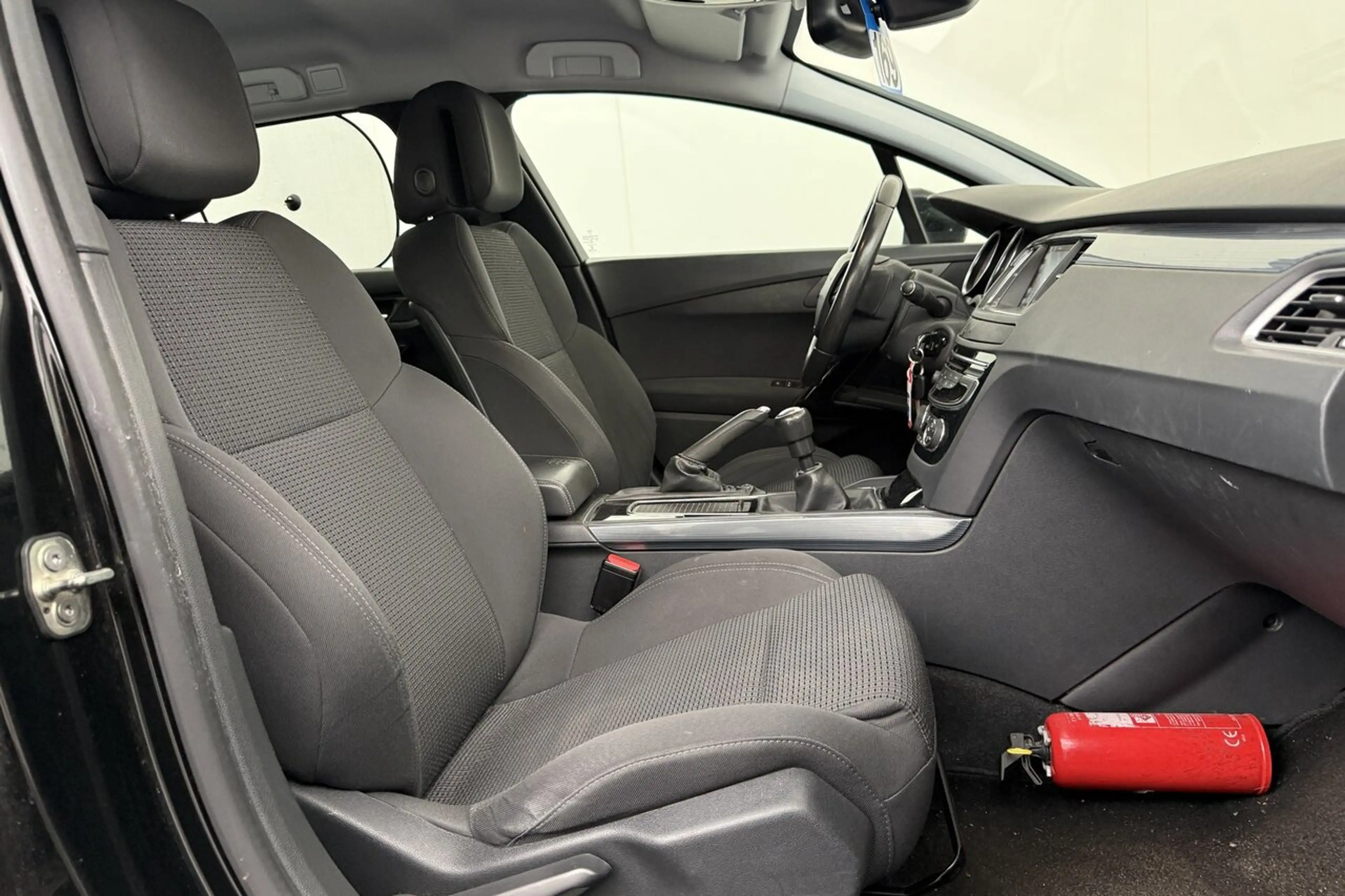 Peugeot 508 SW - TOPSTAAT - GPS - BLEUTOOTH - PDC - ALU — photo 11