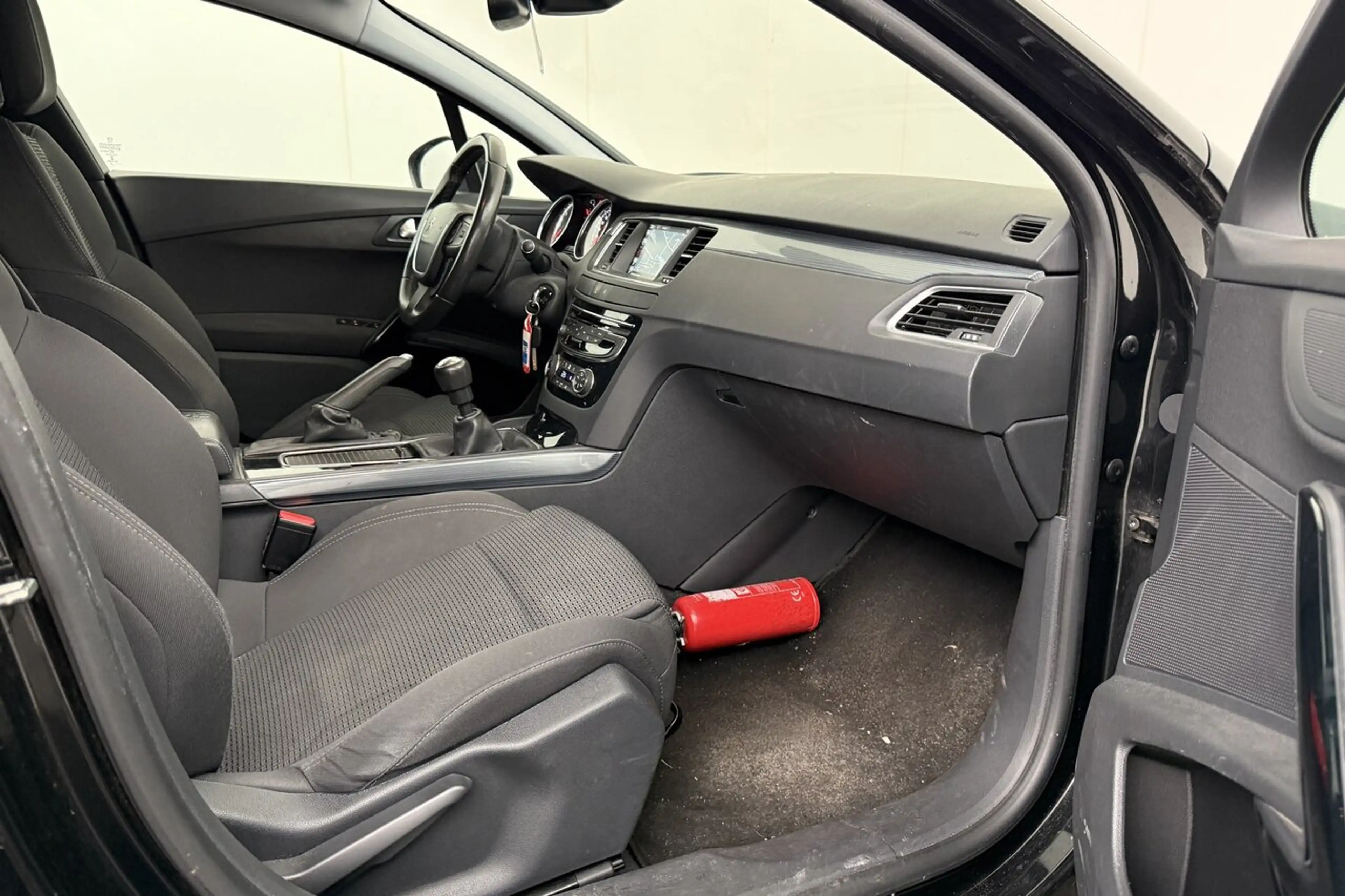 Peugeot 508 SW - TOPSTAAT - GPS - BLEUTOOTH - PDC - ALU — photo 10