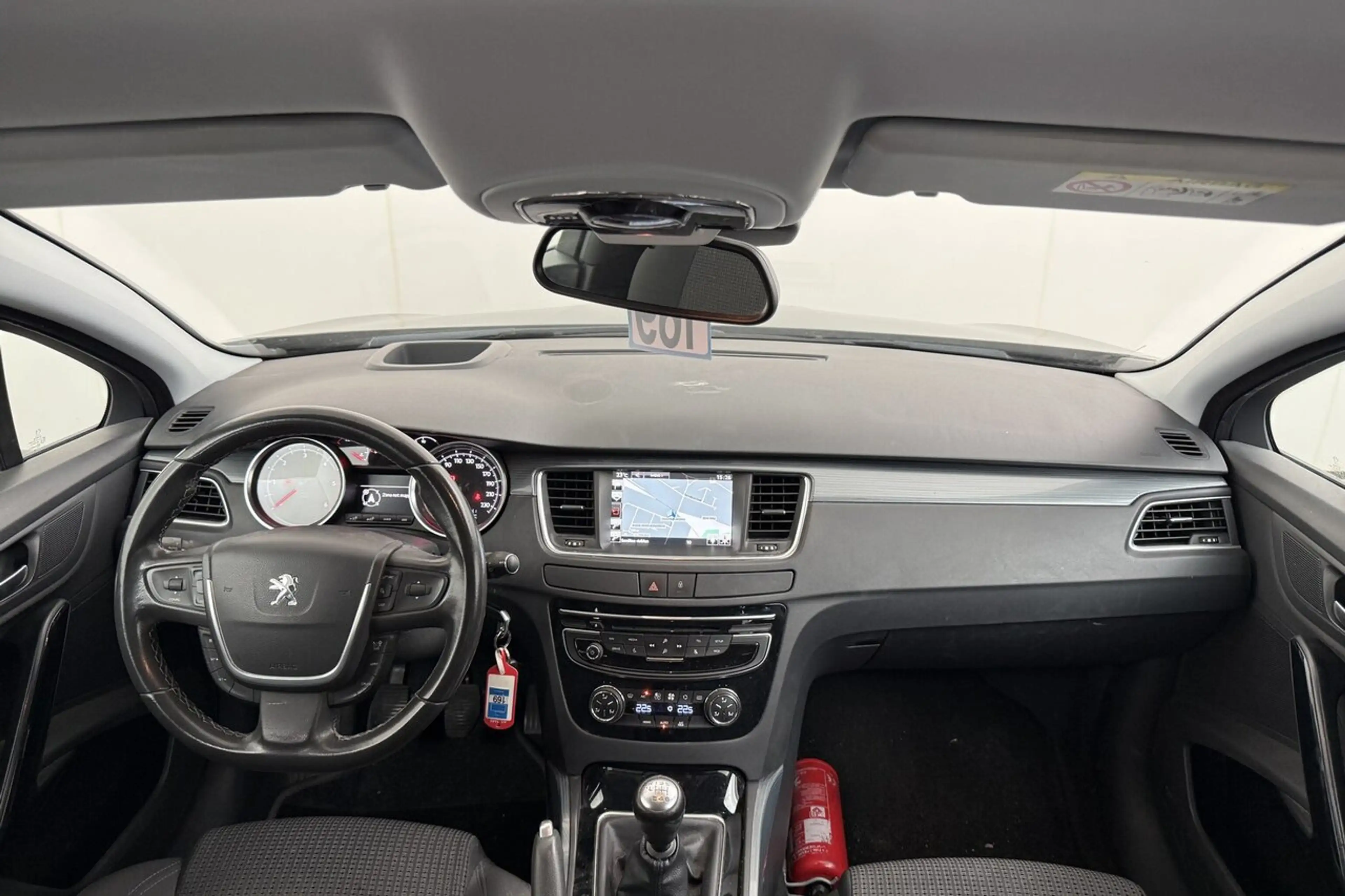 Peugeot 508 SW - TOPSTAAT - GPS - BLEUTOOTH - PDC - ALU — photo 9