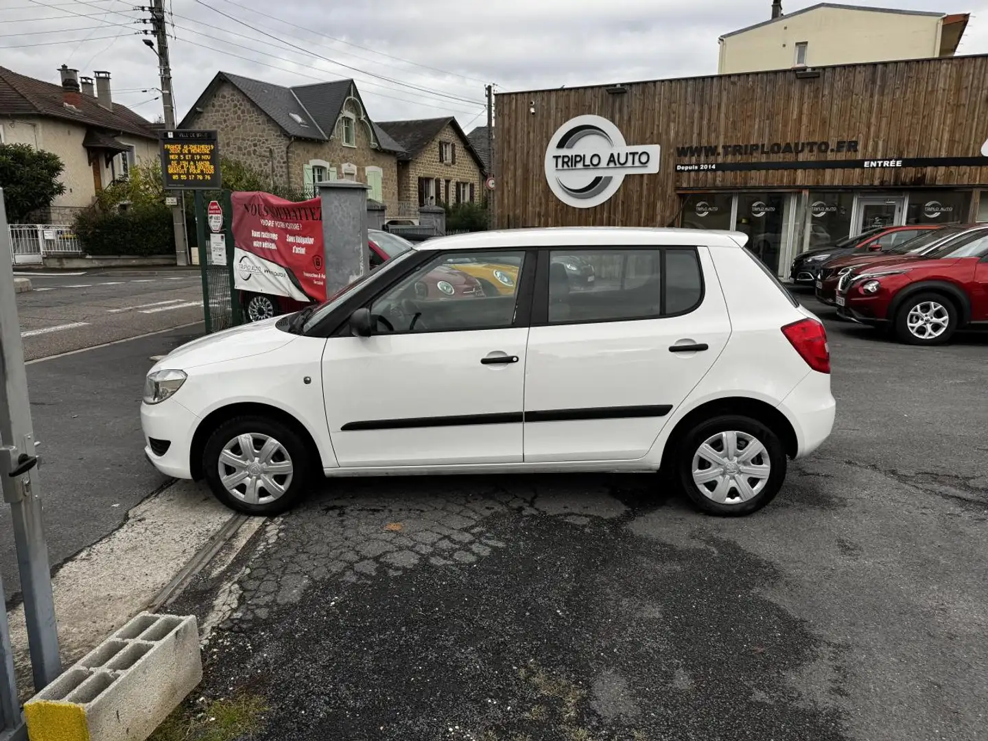 Skoda Fabia Fabia 1.2i - 60 Active Blanc - 2