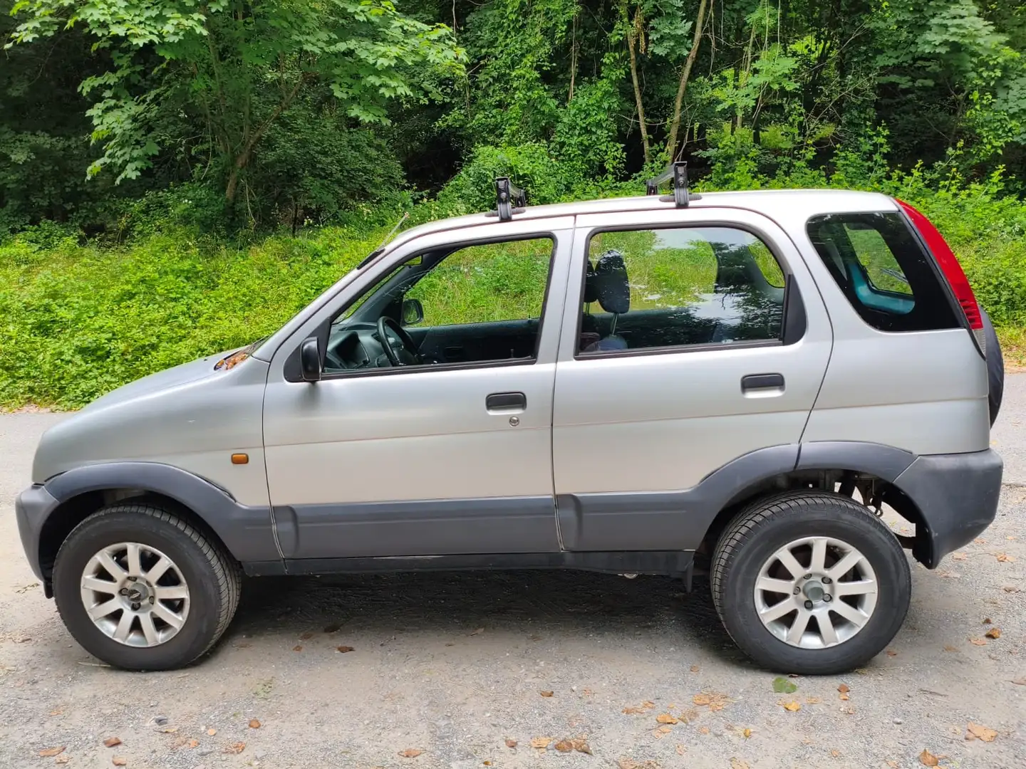 Daihatsu Terios Terios 1.3 SX Gris - 1