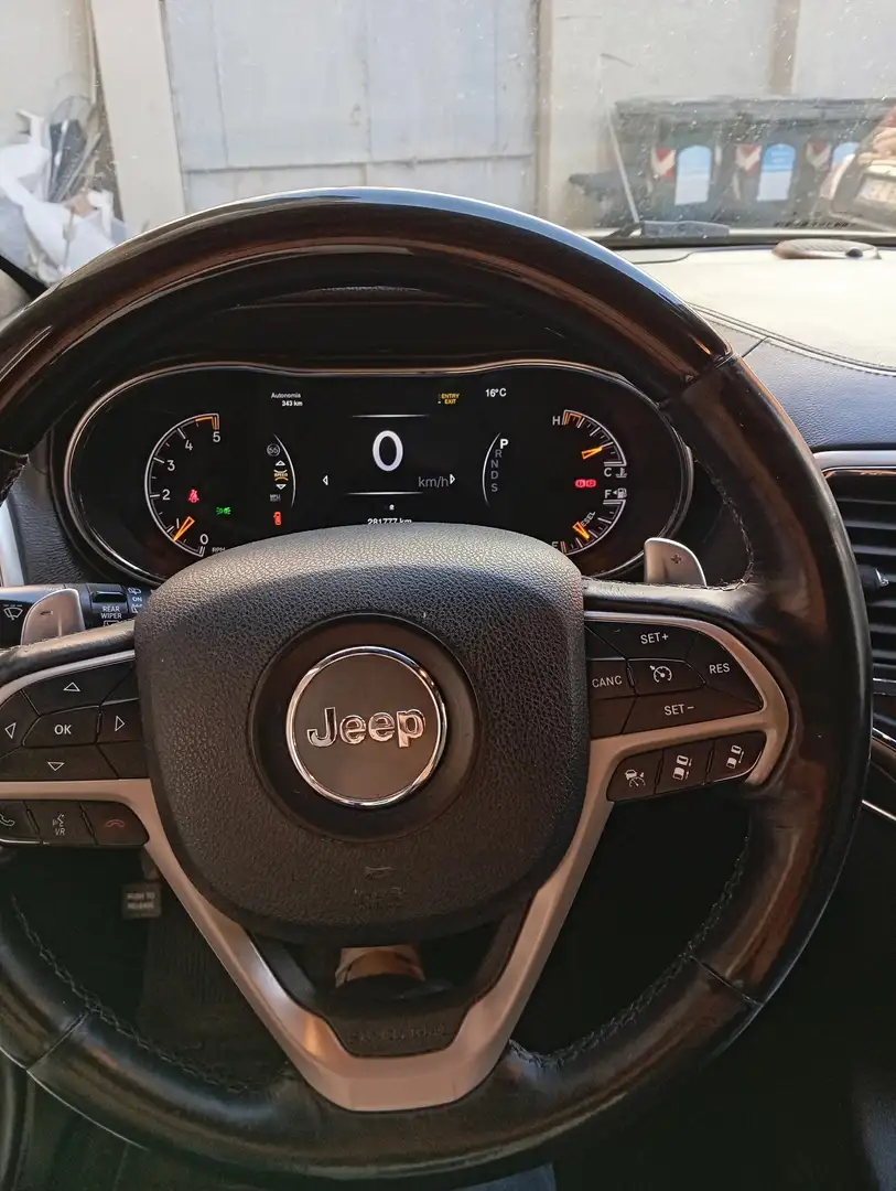 Jeep Grand Cherokee Grand Cherokee IV 2013 3.0  250cv auto Бежевий - 2