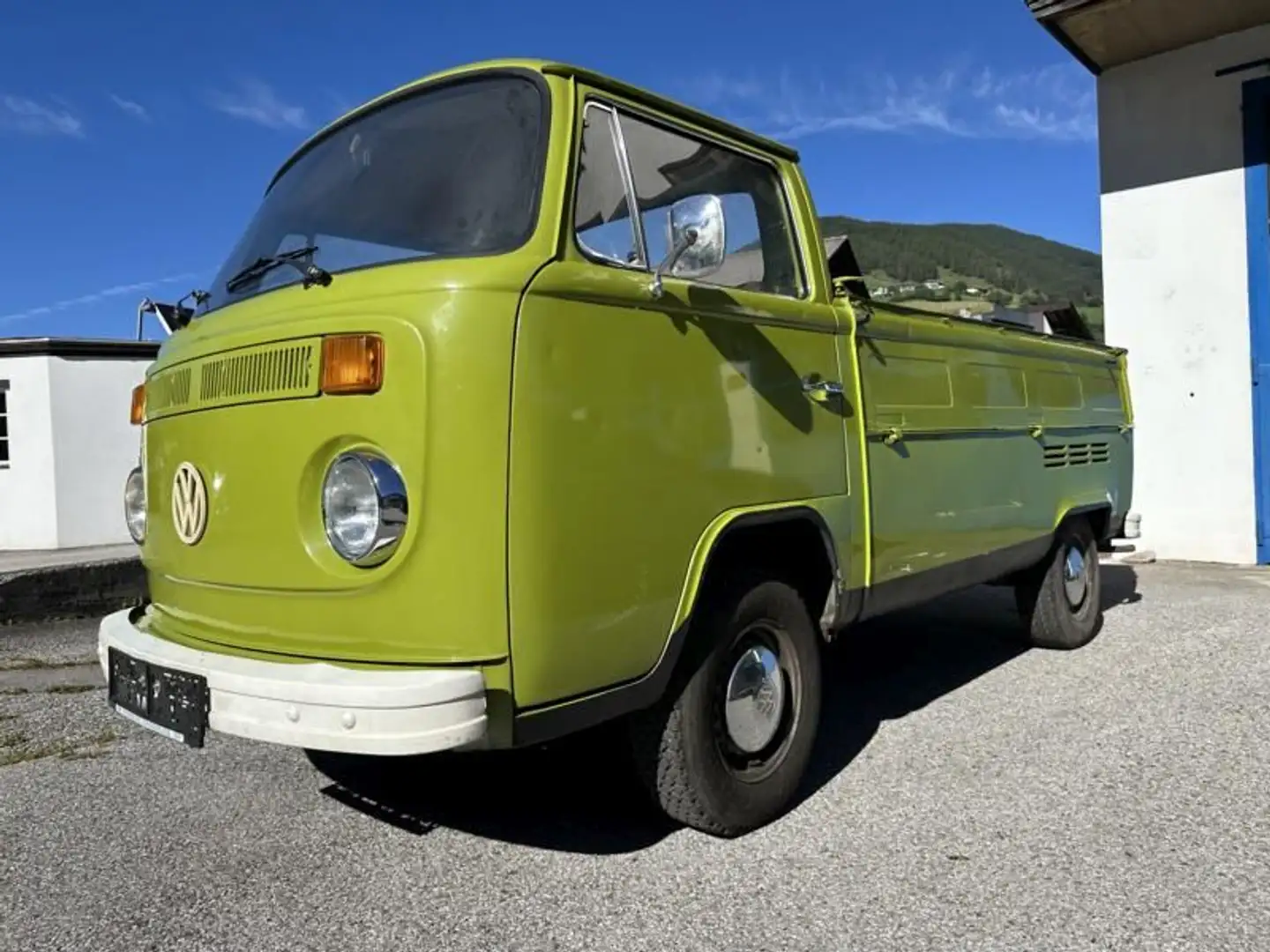 Volkswagen T2 b Pritsche *Ö-Papiere*Originalzustand*66000km* Grün - 1