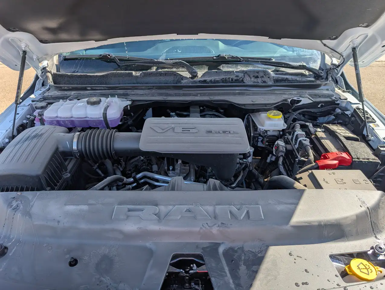 RAM 1500 снимка RAM 1500