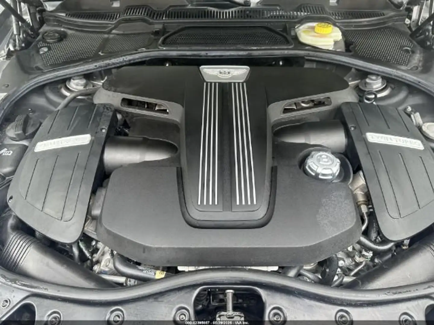 Bentley Flying Spur Flying Spur V8 Mulliner Grau - 2