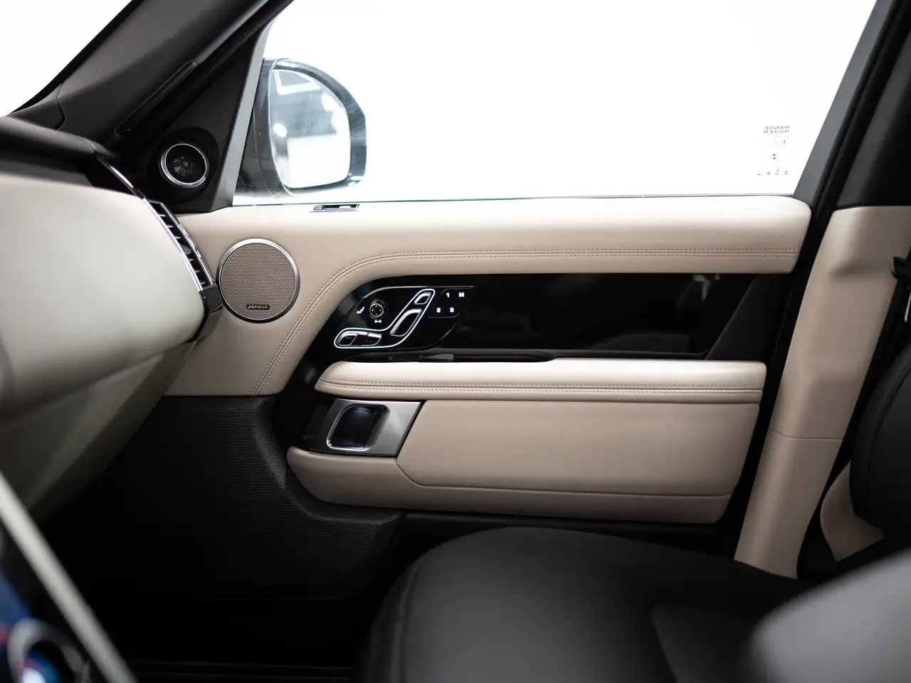 Land Rover Range Rover снимка Land Rover Range Rover