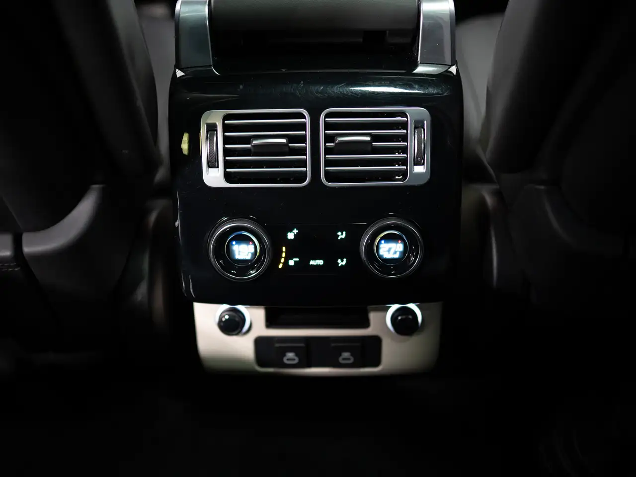 Land Rover Range Rover снимка Land Rover Range Rover
