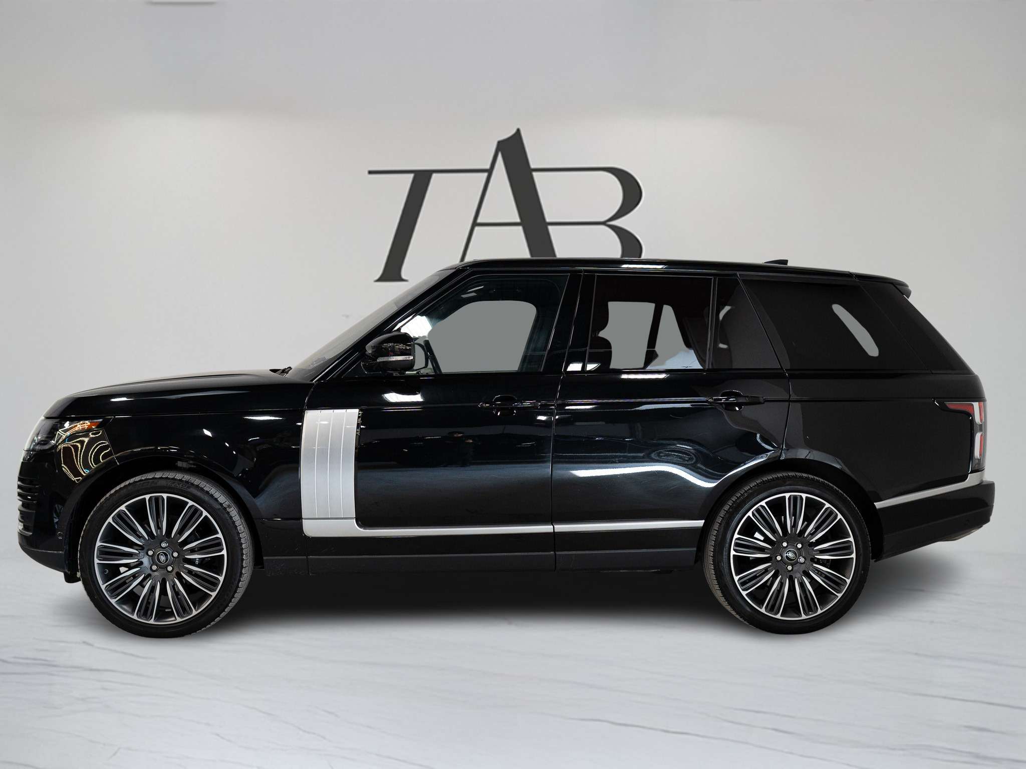 used 2022 Land Rover Range Rover car, priced at $66,900