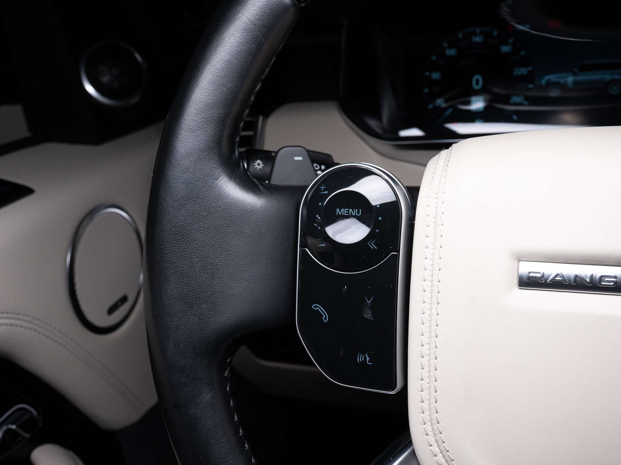 used 2022 Land Rover Range Rover car, priced at $66,900