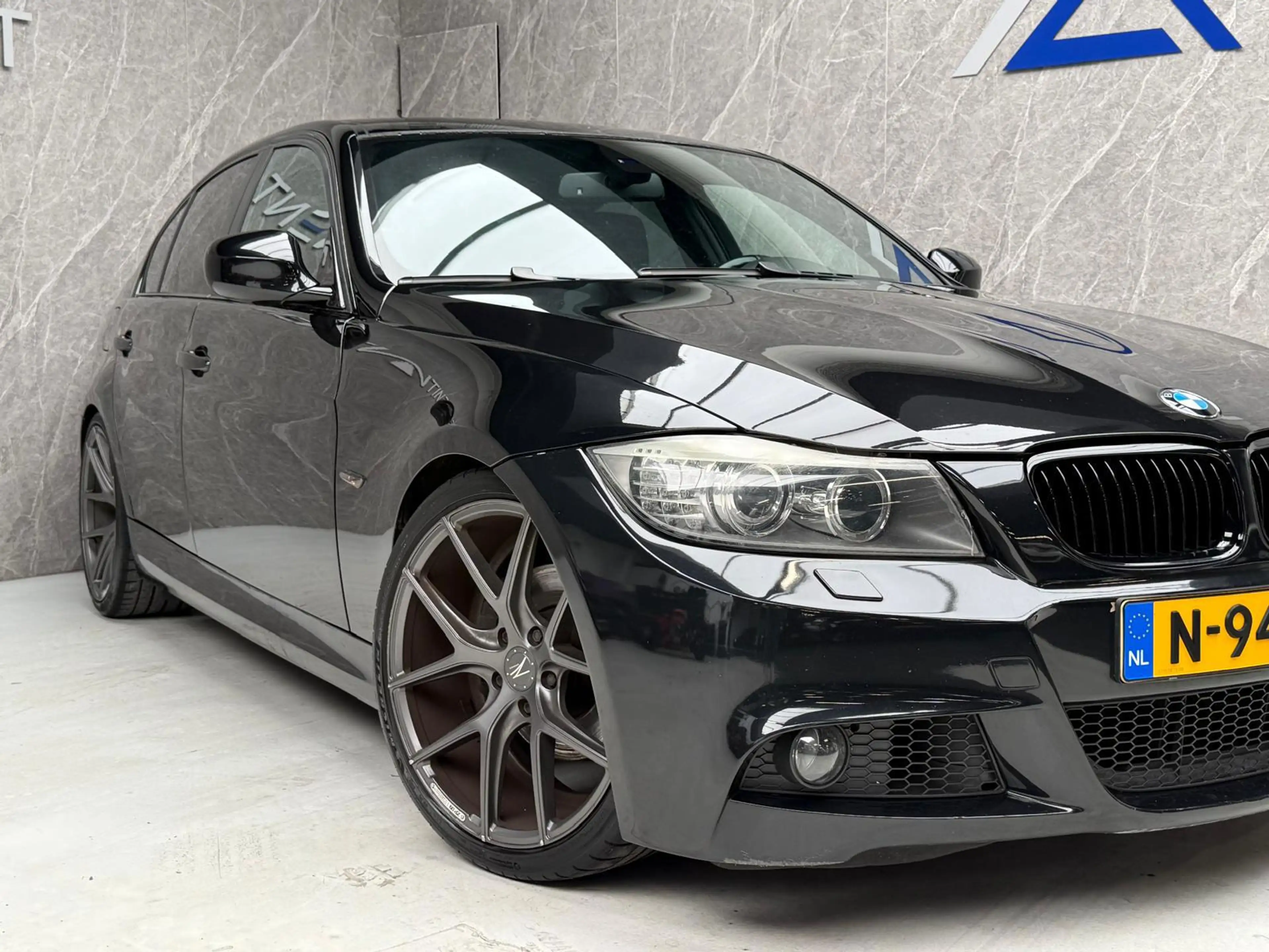 BMW 325 3-serie 325i M-Pakket 218 PK APK / Onderhouden — photo 7