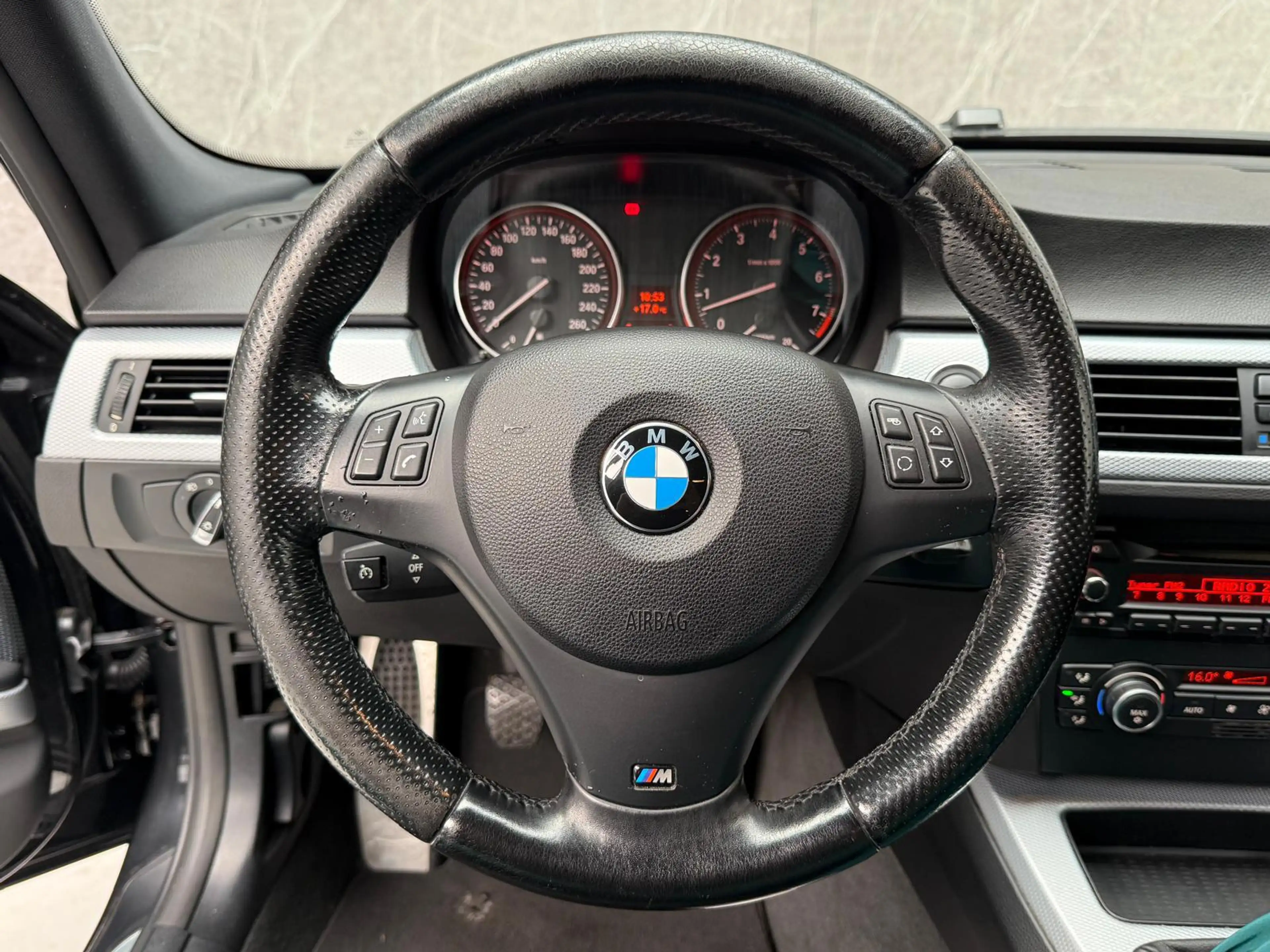 BMW 325 3-serie 325i M-Pakket 218 PK APK / Onderhouden — photo 13