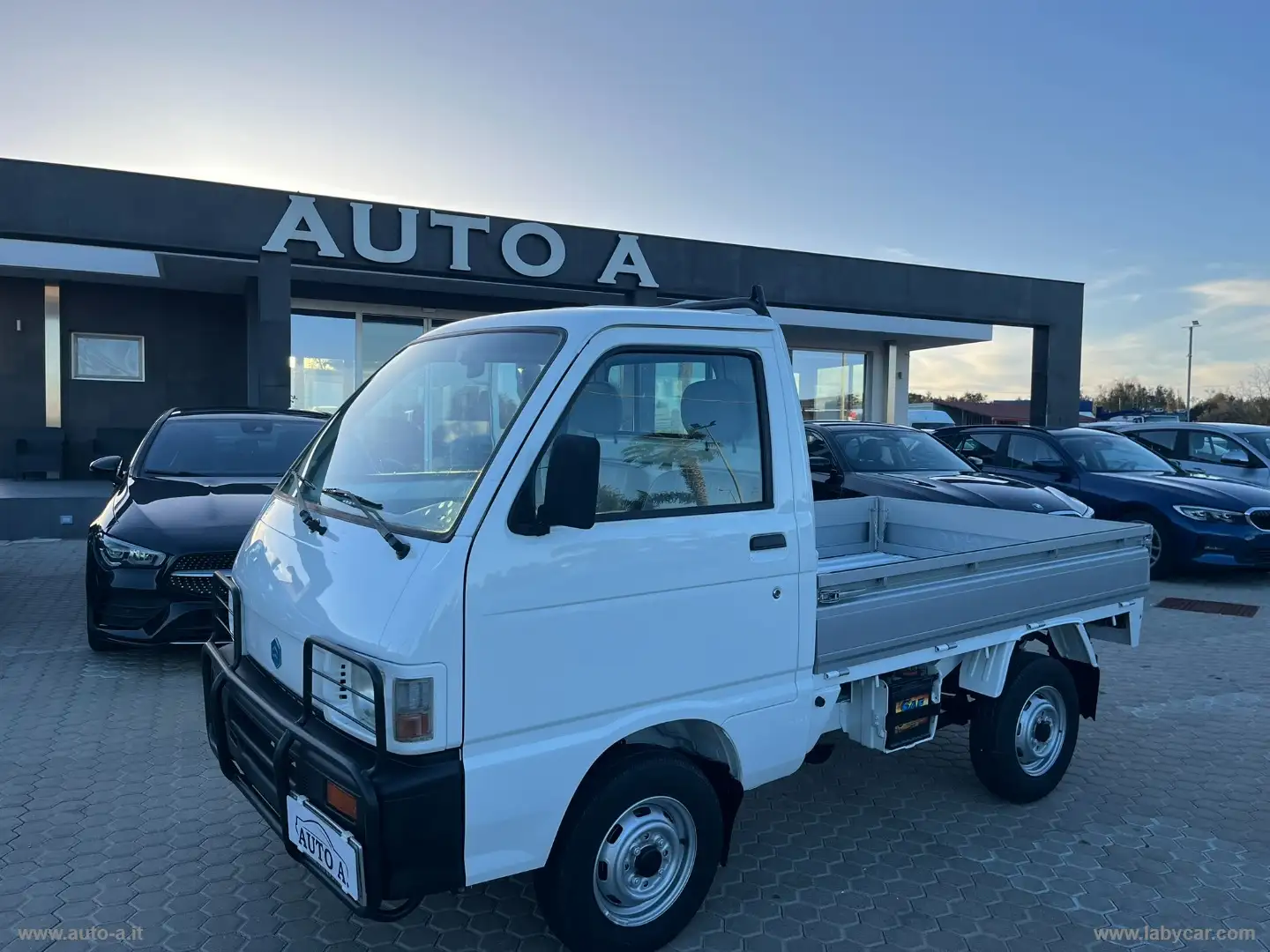 Piaggio Porter PORTER 1.0 CASSONE FISSO Weiß - 1