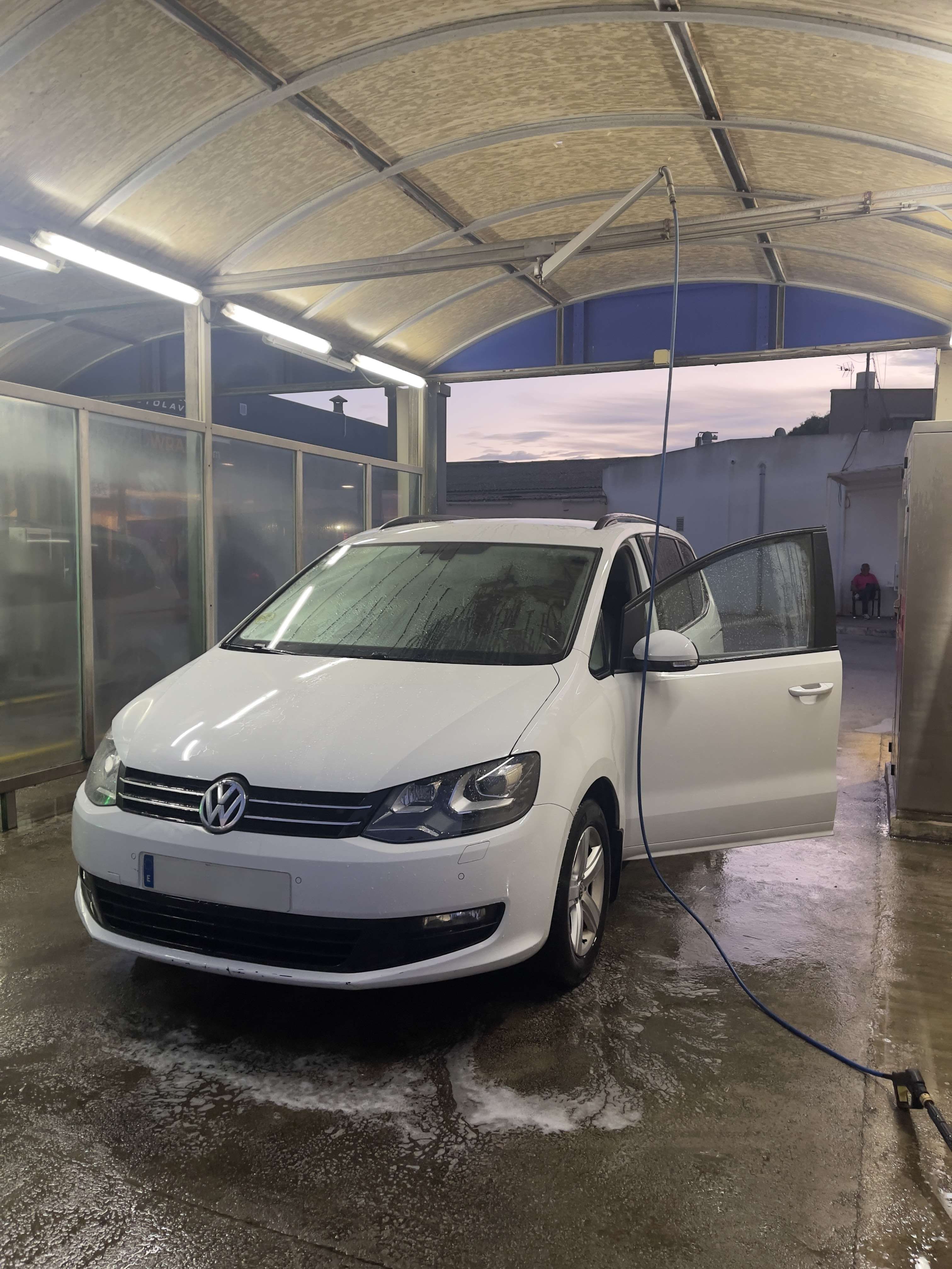 Volkswagen Sharan 2.0TDI Sport BMT DSG 140 - foto 1