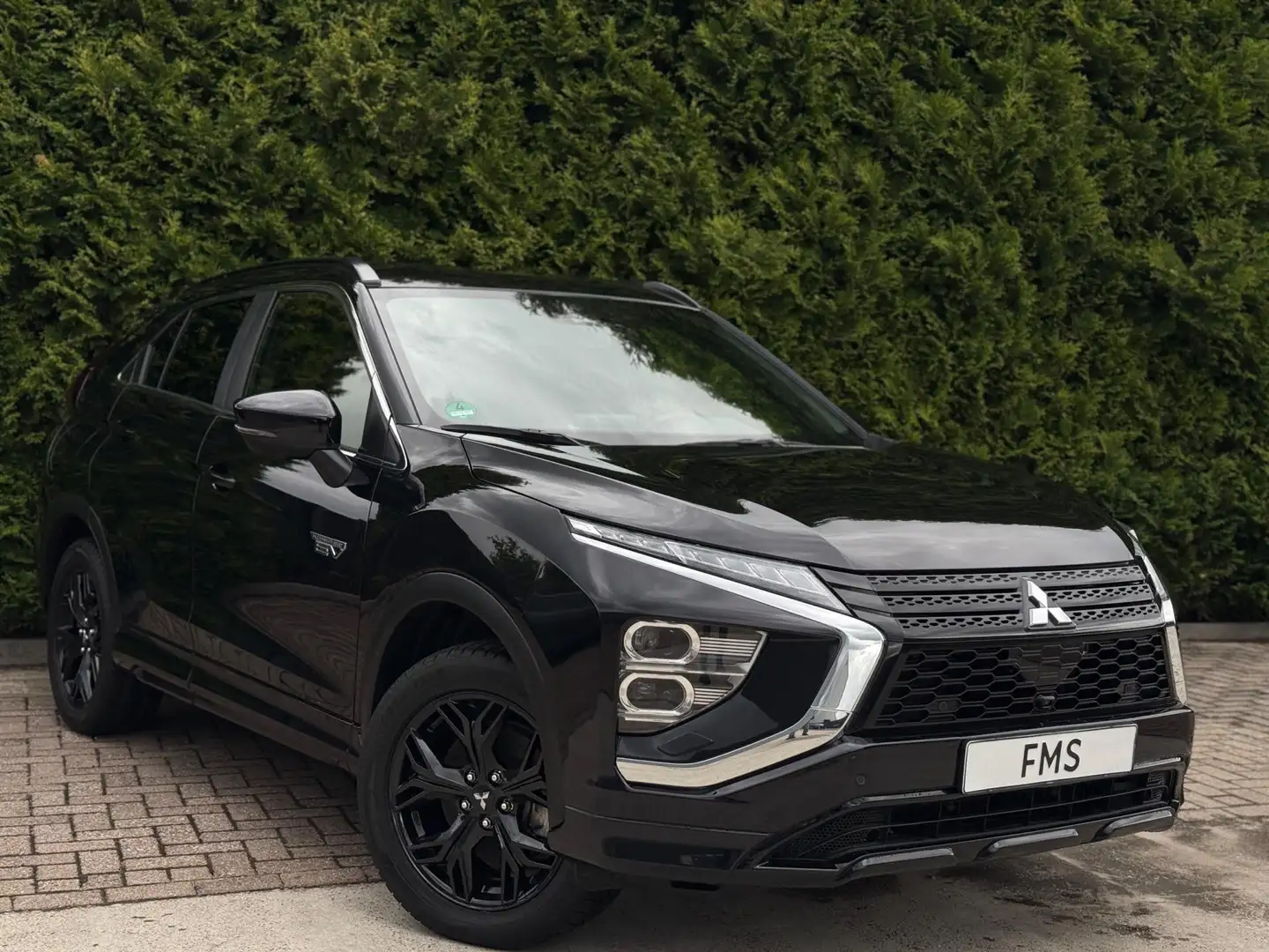 Mitsubishi Eclipse Cross 2.4 PHEV Instyle CarPlay Trekhaak Noir - 1