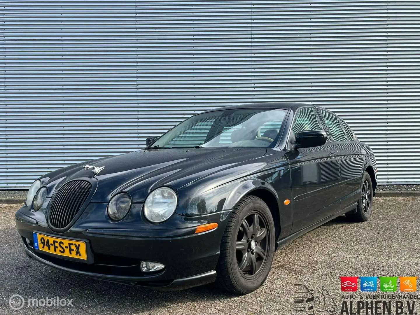 Jaguar S-Type 3.0 V6 Executive Zwart - 1