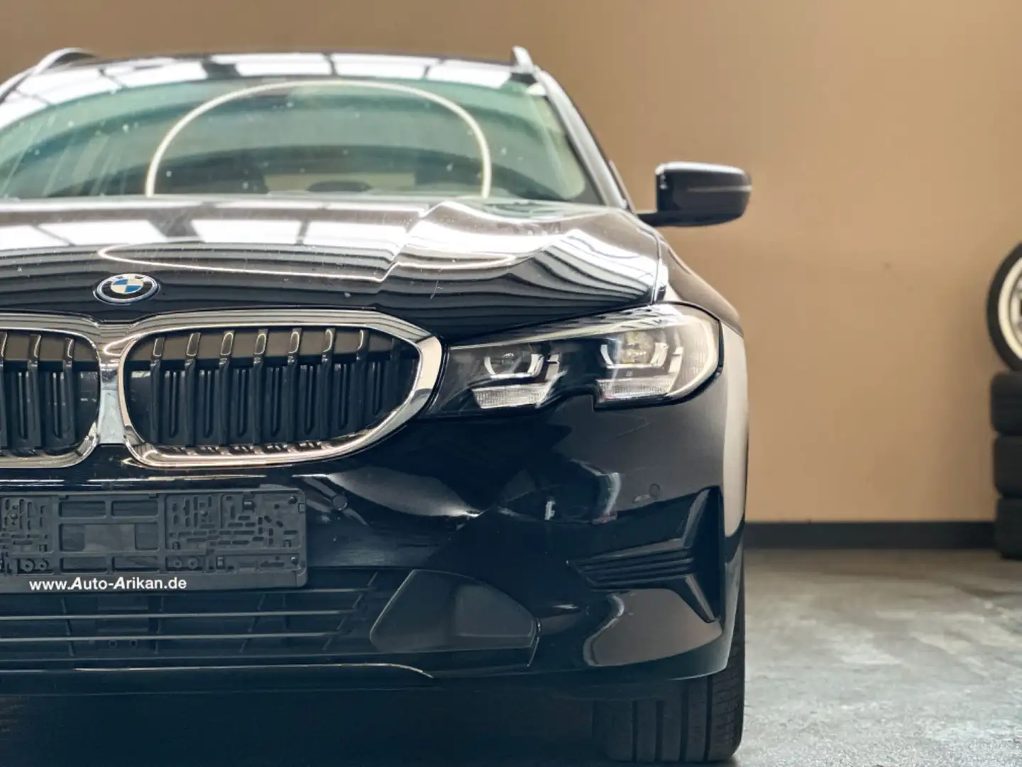 BMW 320 3 Touring 320 e Advantage LED/Virtuel Tacho Schwarz - 2