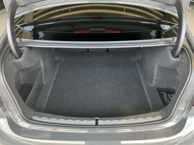 BMW 320 d xDrive Limousine G20 Ansicht 9