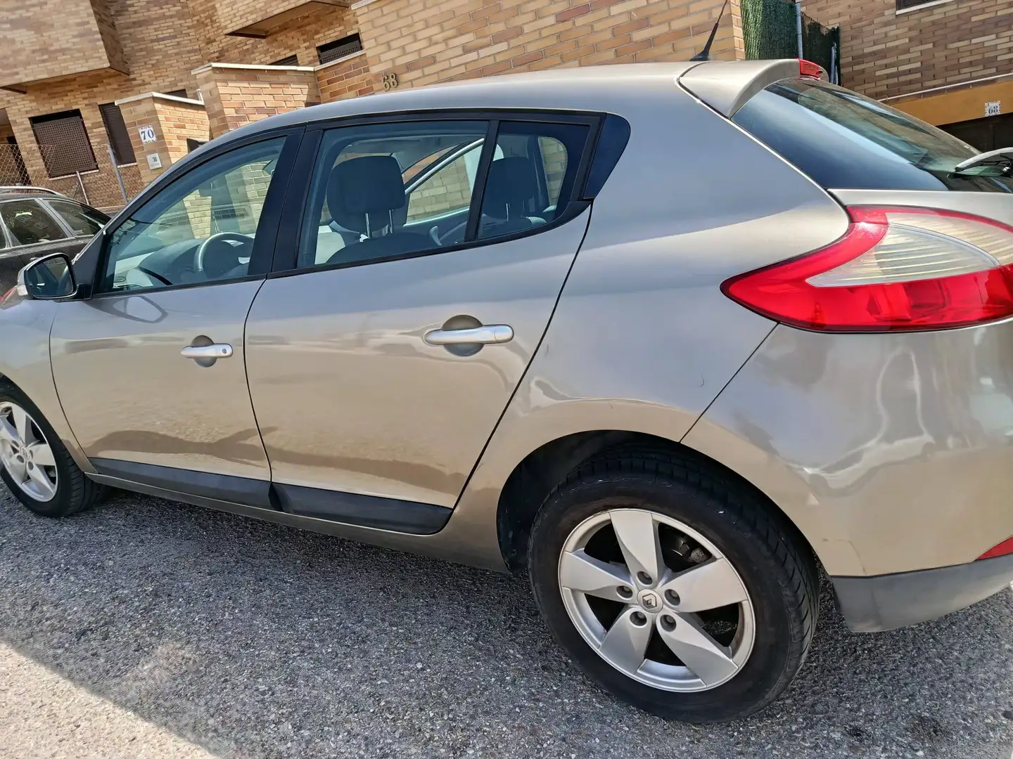 Renault Megane Mégane S.T. 1.5dCi Dynamique 105 Dynamique Beige - 1