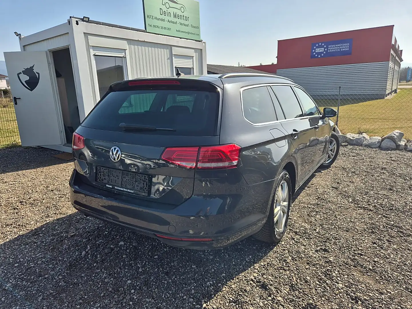Volkswagen Passat Grau - 2