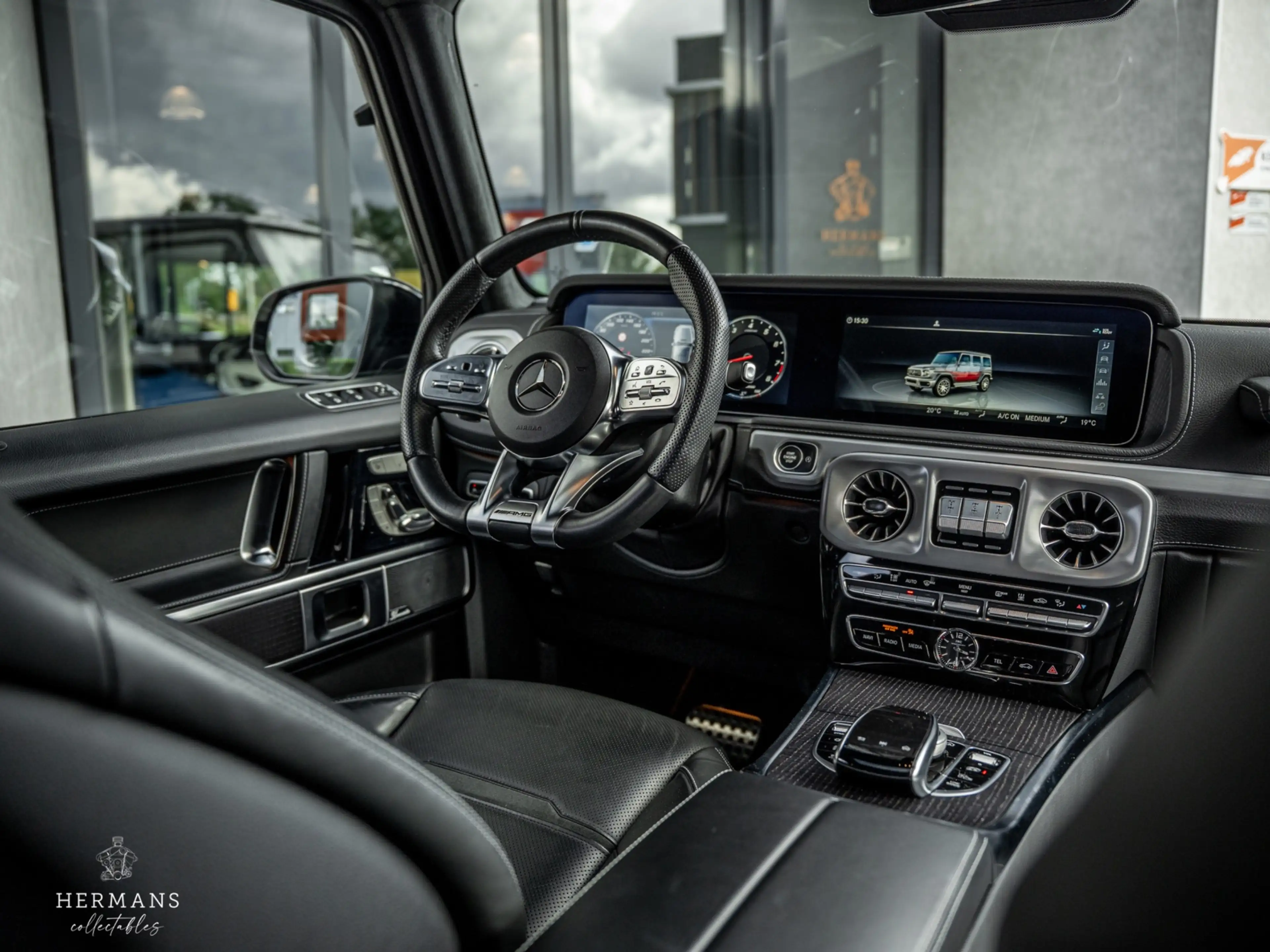 Mercedes-Benz G 63 AMG / Burmester / Exclusiv / Pano / 360* / Veneer / To — photo 15