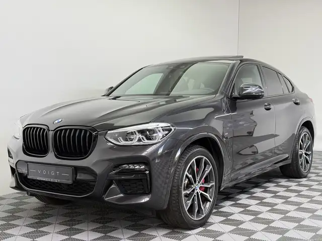 BMW X4 M view 2